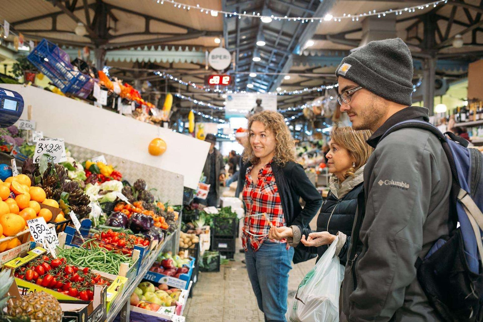 Mercado y clase privada de cocina y almuerzo