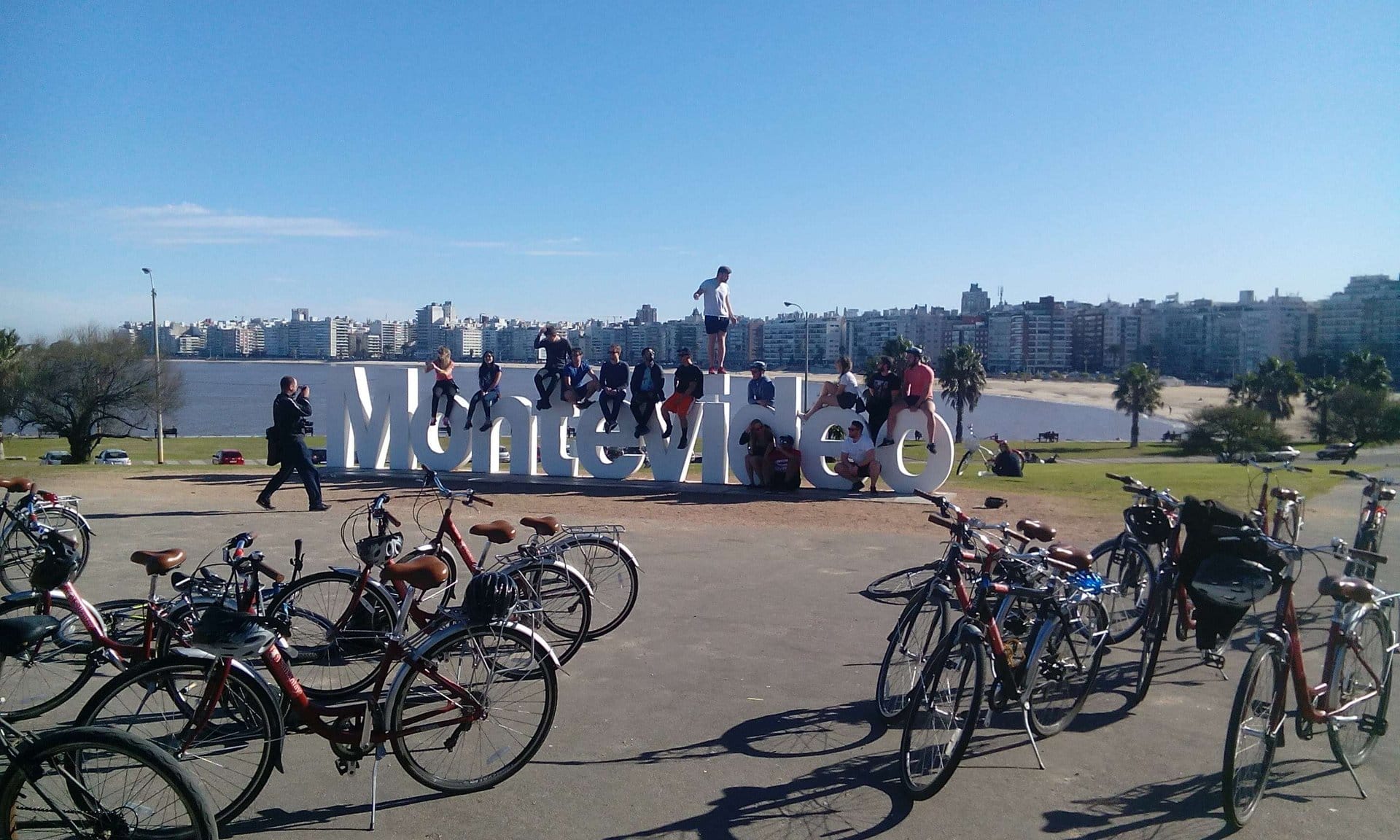 Tour en Bicicleta por Montevideo