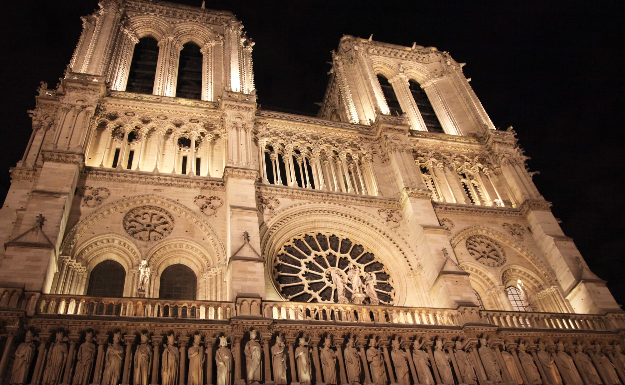 Fantasmas, leyendas y misterios de París