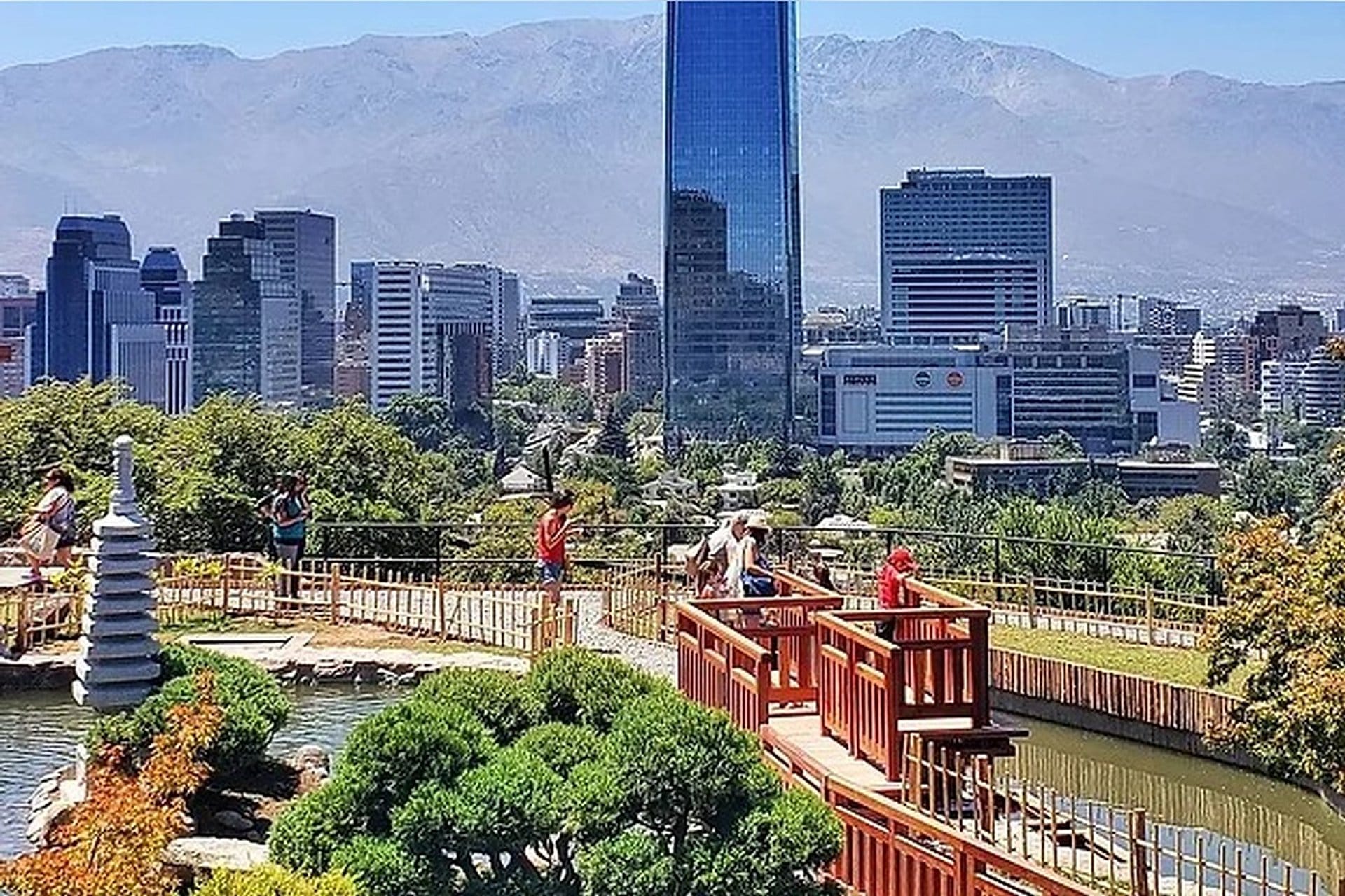 Santiago: teleférico, funicular y sabores