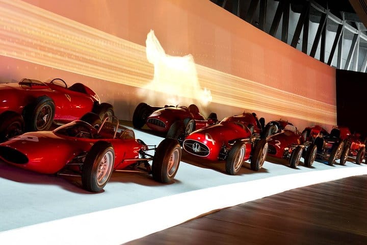 Museo del Automóvil y Open Bus Turín