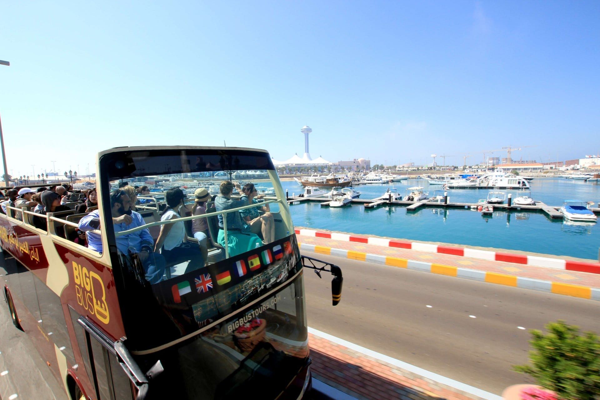 Big Bus Abu Dabi: hop-on hop-off 24 horas