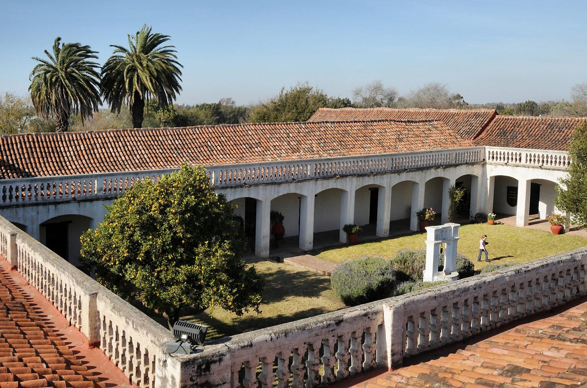 Triángulo Jesuítico: joyas coloniales