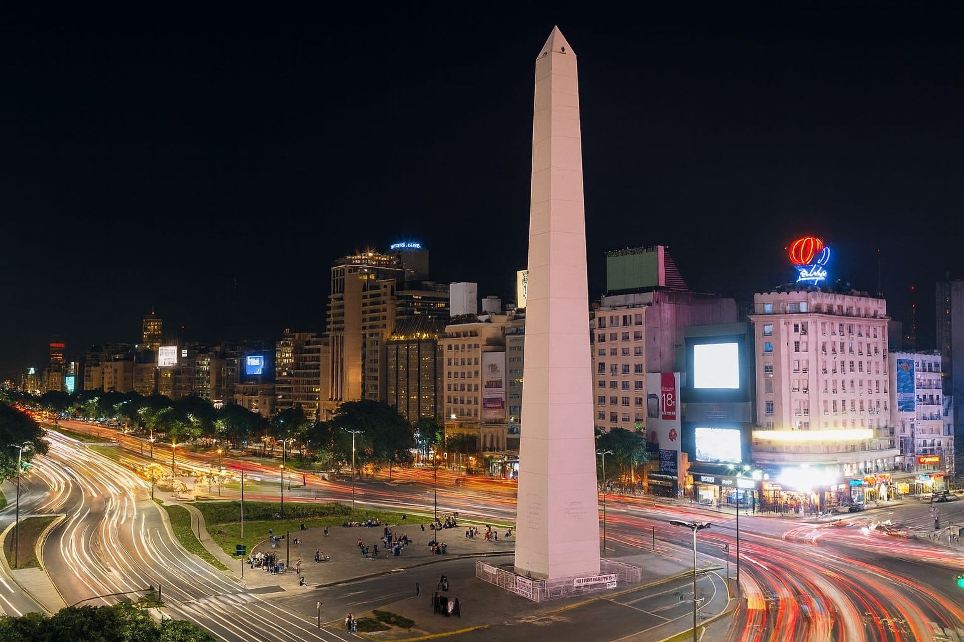 Obelisco: Subí al Monumento al Anochecer