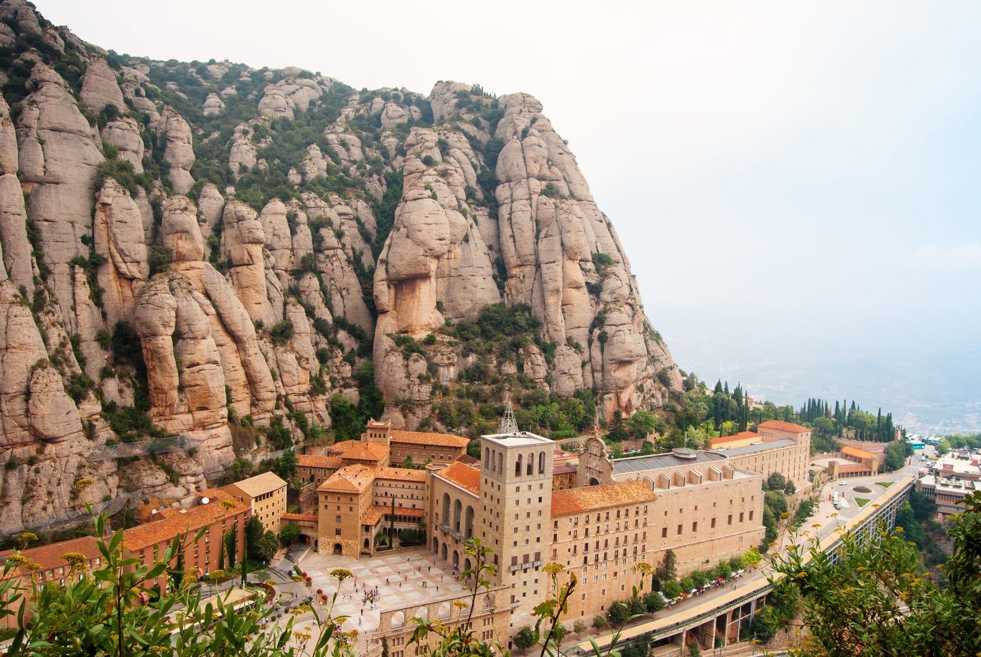 Monasterio de Montserrat desde Barcelona