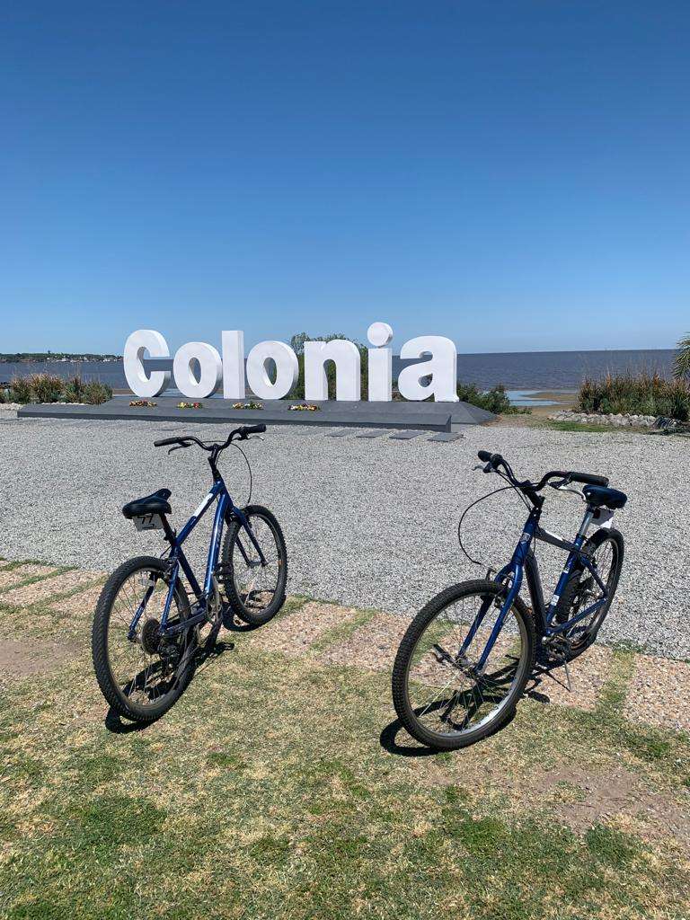 Bus hop-on hop-off, bici y almuerzo - Imagen 4