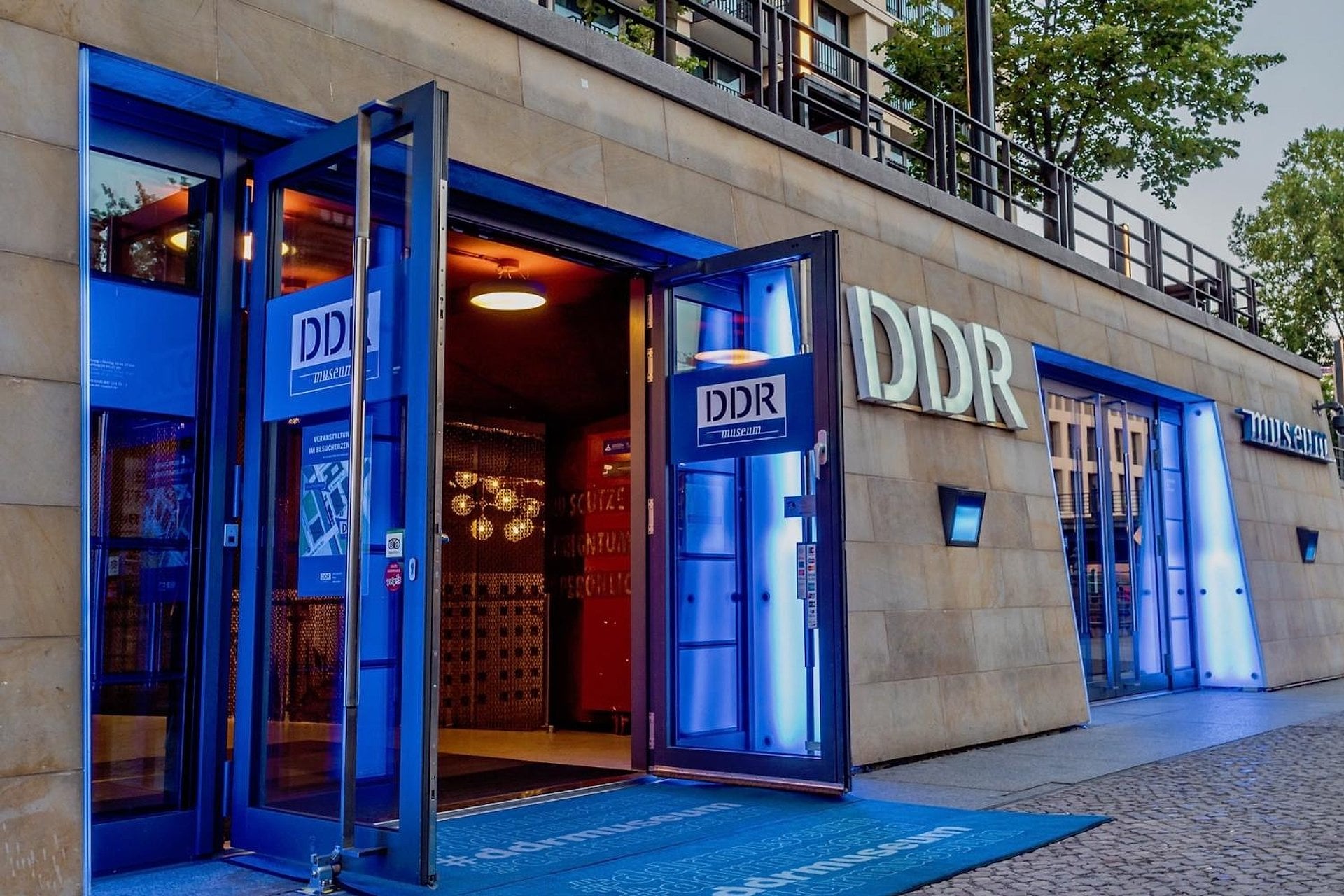 Museo de la Alemania del Este + bus 24 h - Imagen 3
