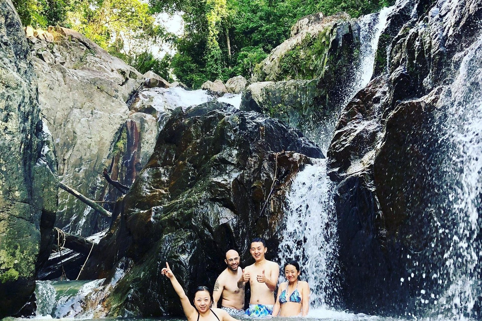Aventura por las cascadas ocultas en quad - Imagen 3