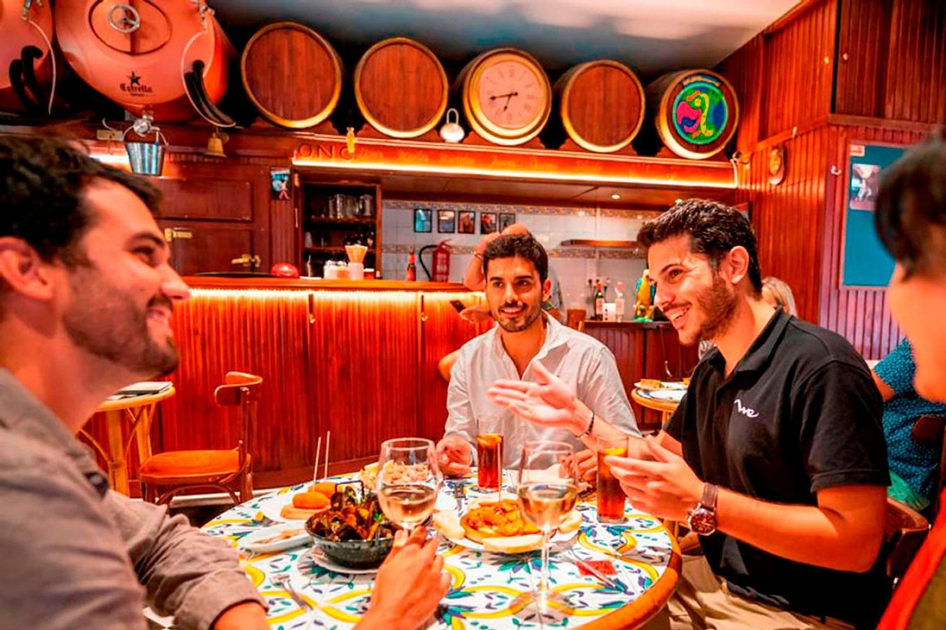 Málaga: tapas, vino y flamenco - Imagen 3