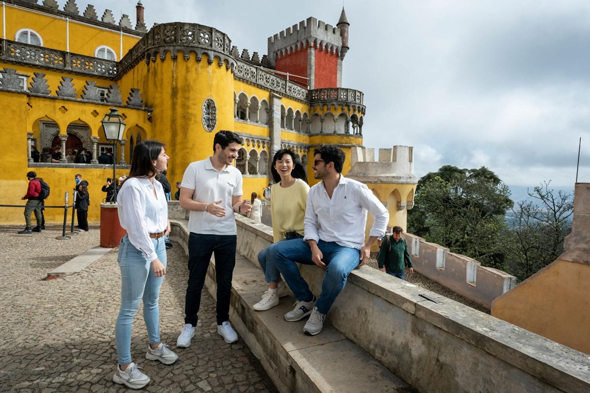 Sintra con Palacio da Pena y bodega - Imagen 2