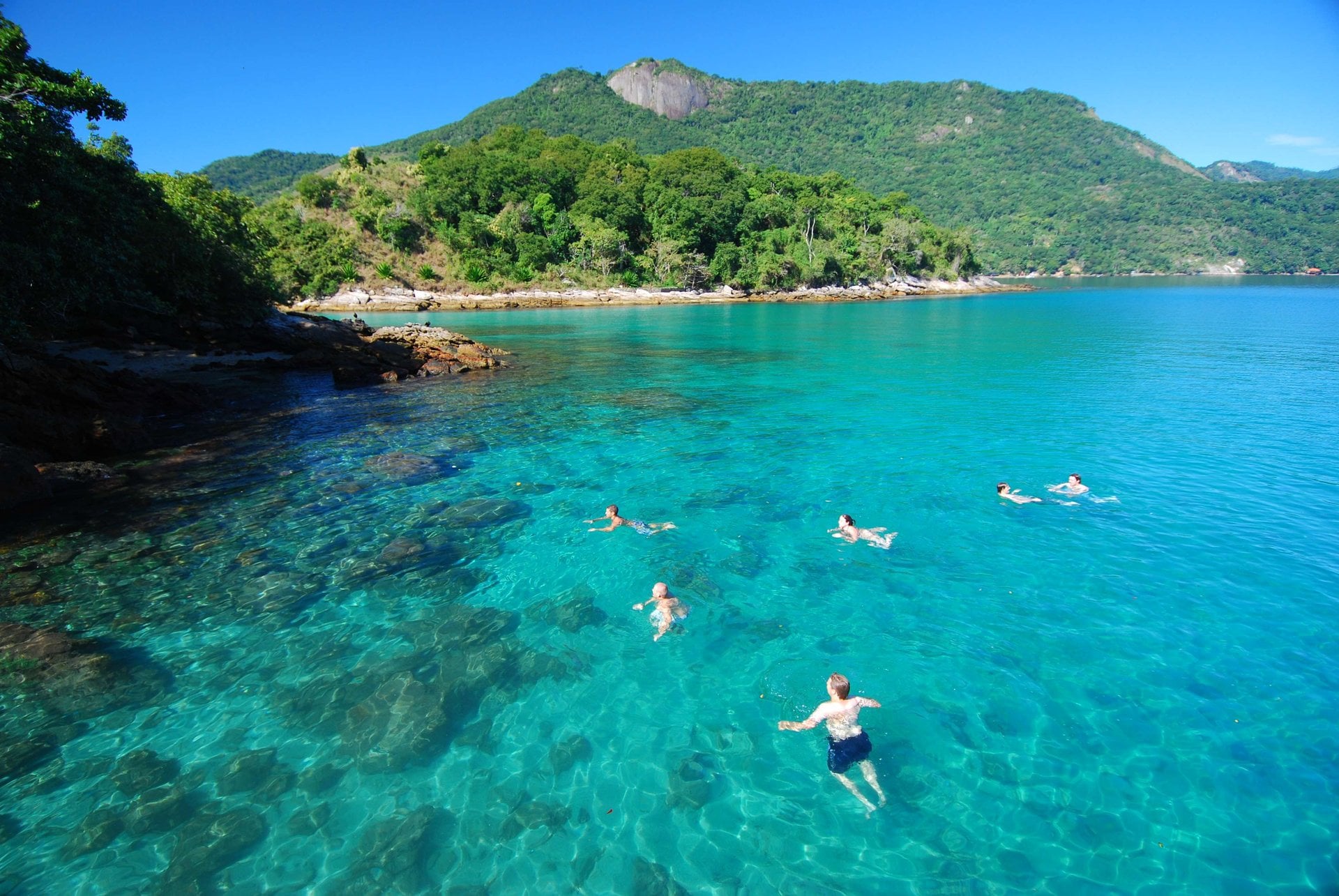 Costa norte de Ilha Grande en lancha rápida - Imagen 3