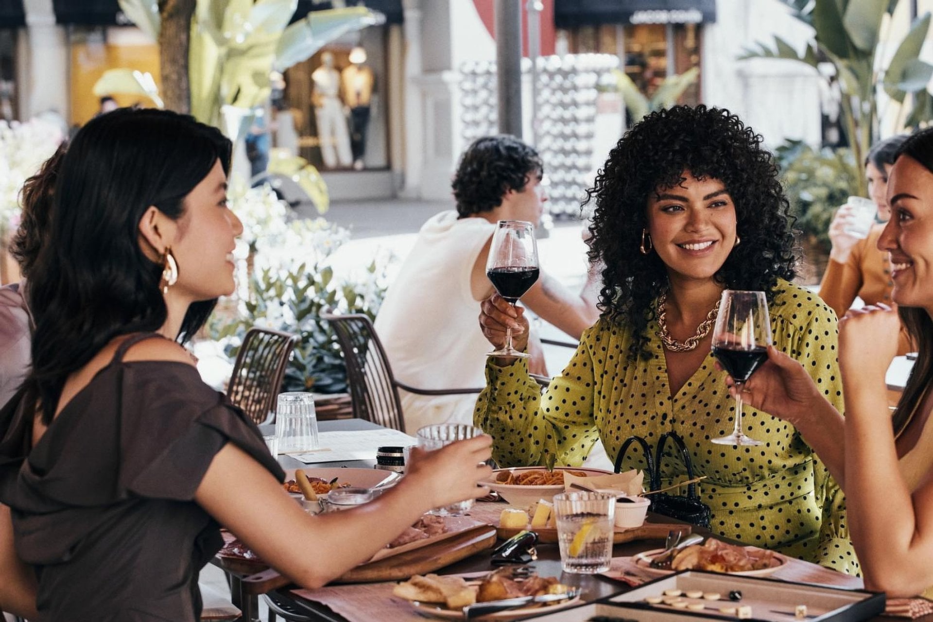 Desde Milán: compras de lujo con descuento - Imagen 3