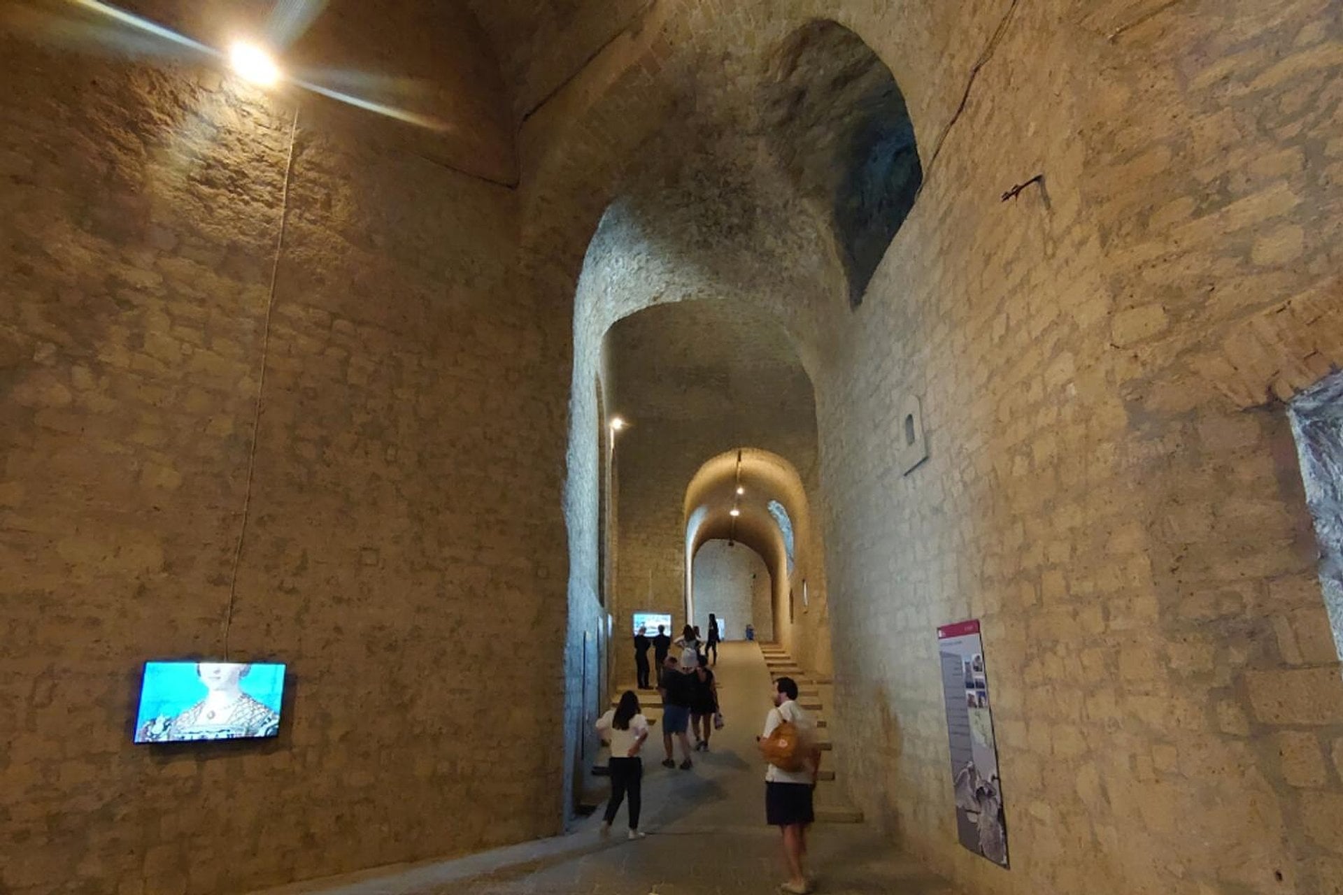Castillo de Sant'Elmo con audioguía - Imagen 2