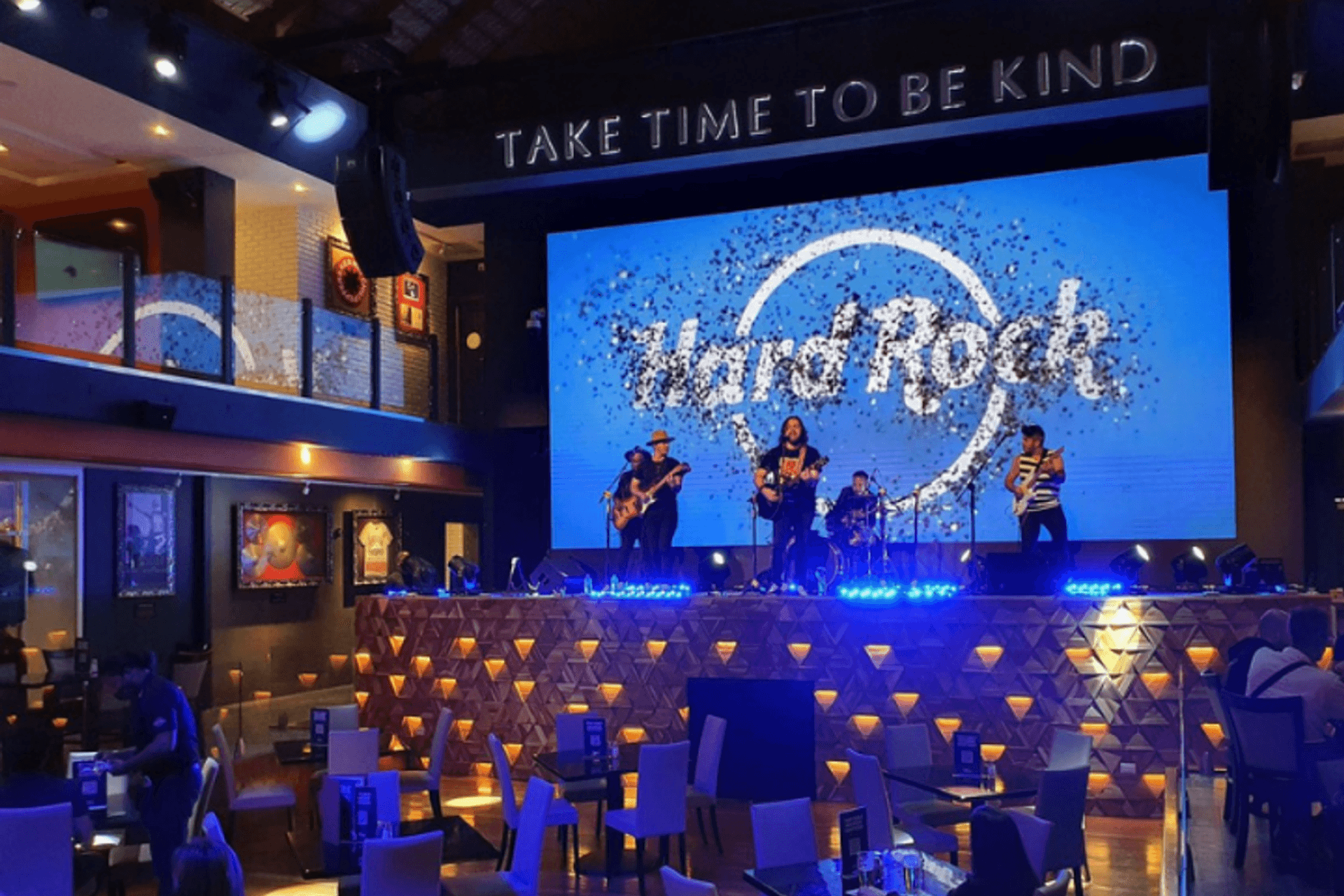 Rumba Punta Cana: bus discoteca y Hard Rock - Imagen 2