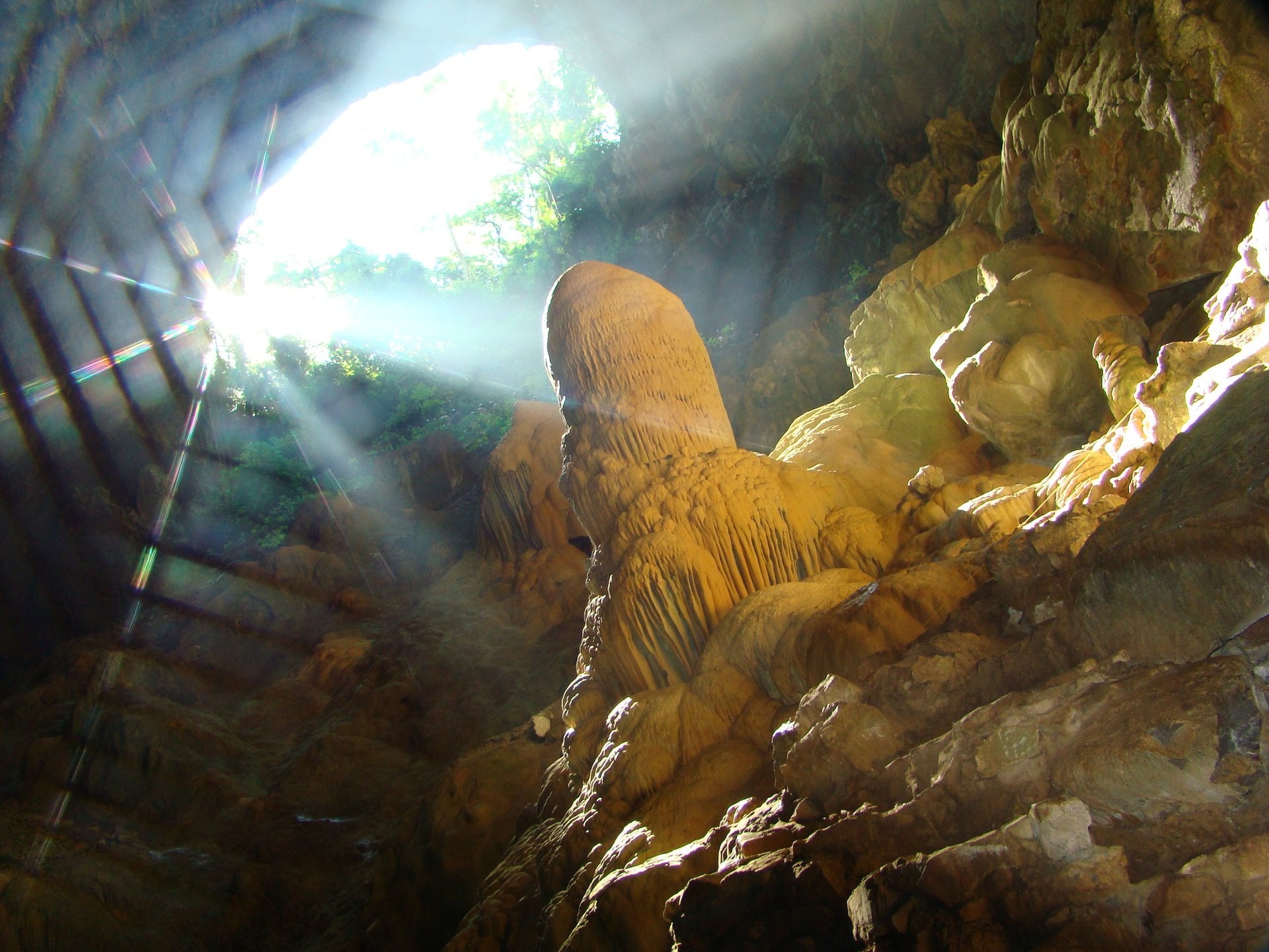 Gruta del Lago Azul - Imagen 2