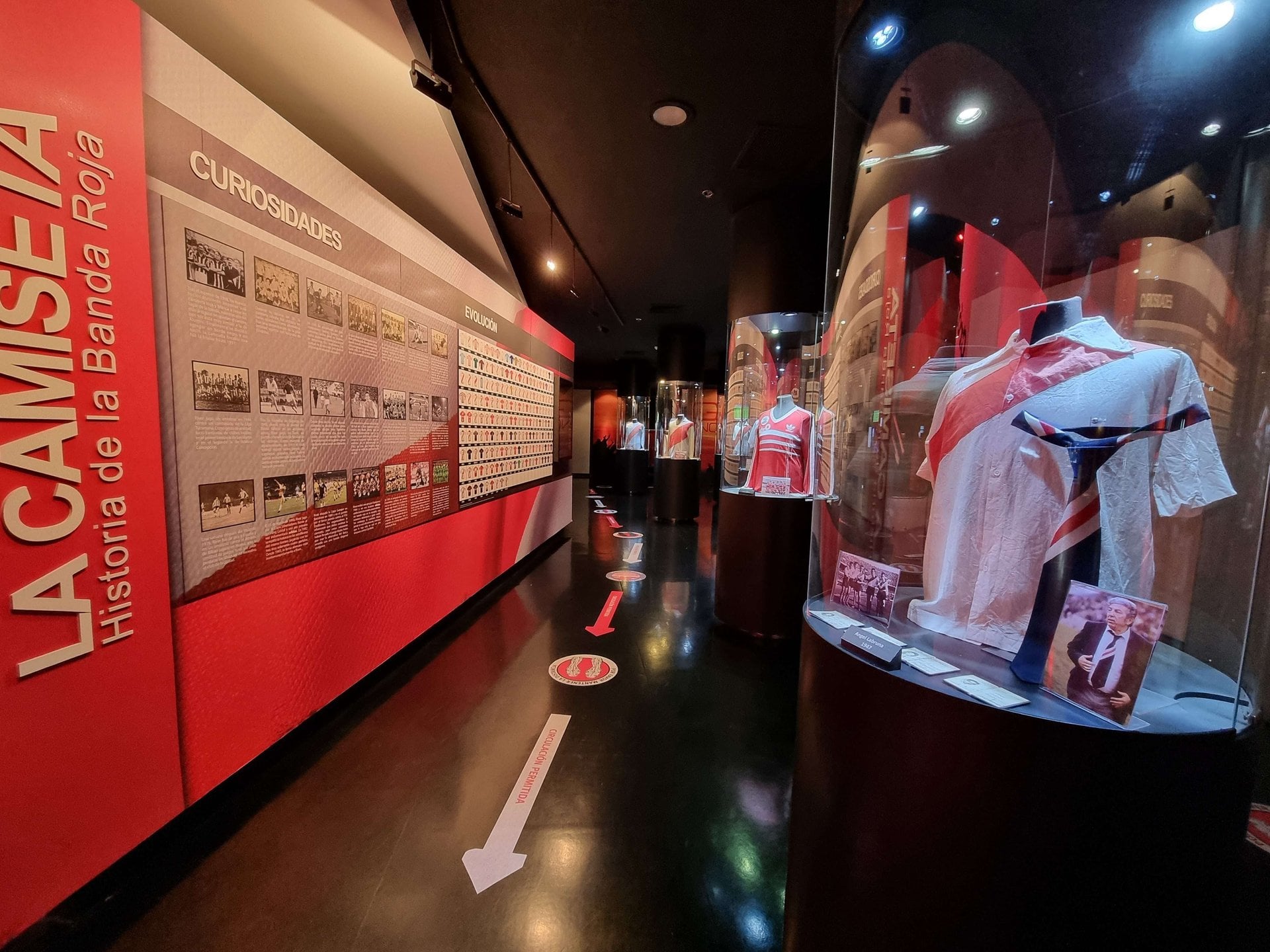 Bus Hop-On Hop-Off + Museos Boca y River - Imagen 3