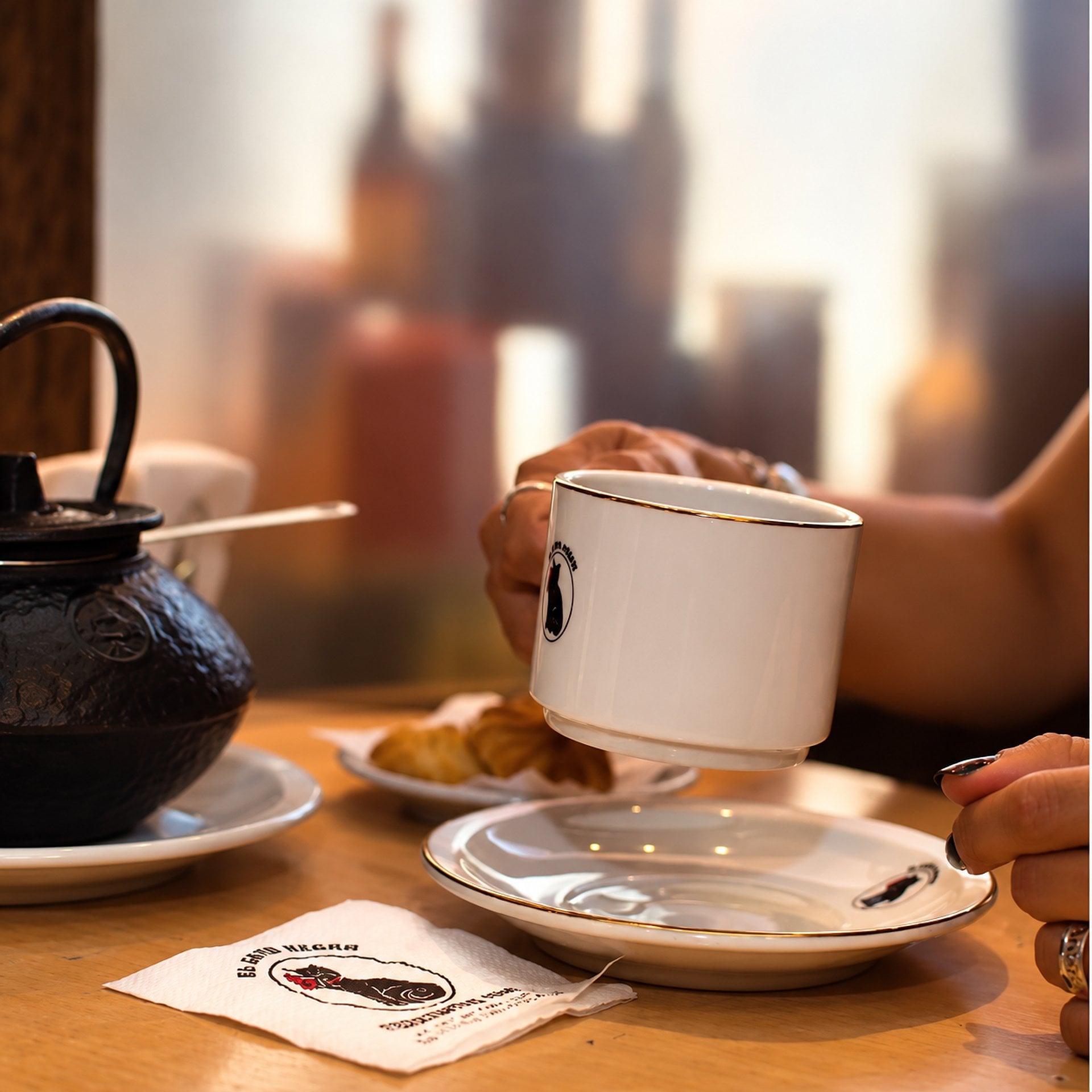Desayuno/Merienda en El Gato Negro para 2 - Imagen 3