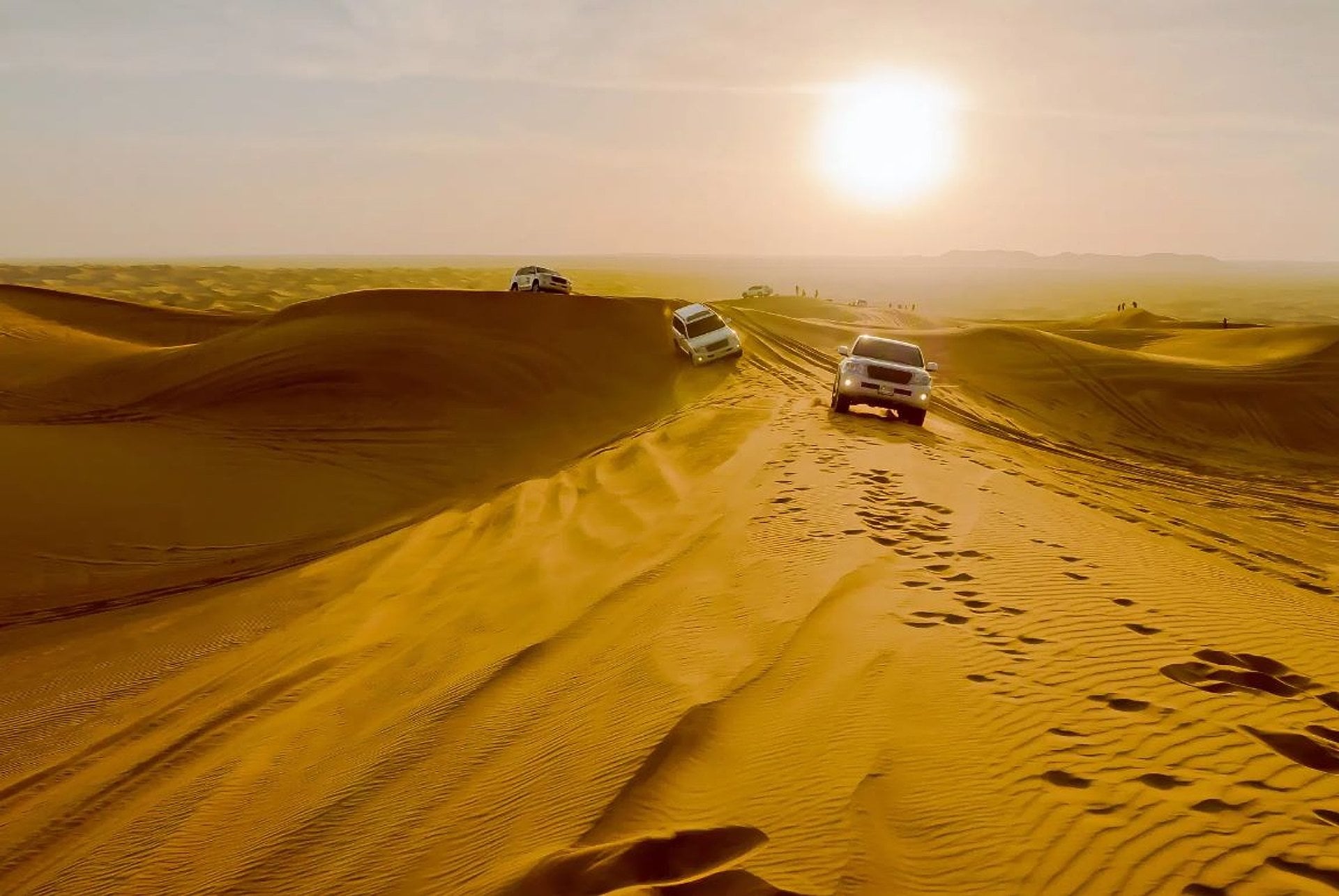 Safari en 4x4 por dunas con cena y show - Imagen 3