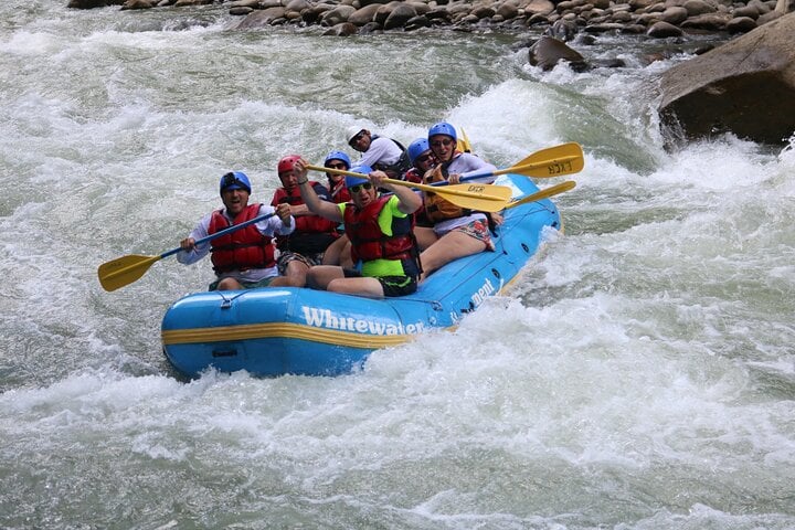 Rafting en el Pacuare: día completo - Imagen 2