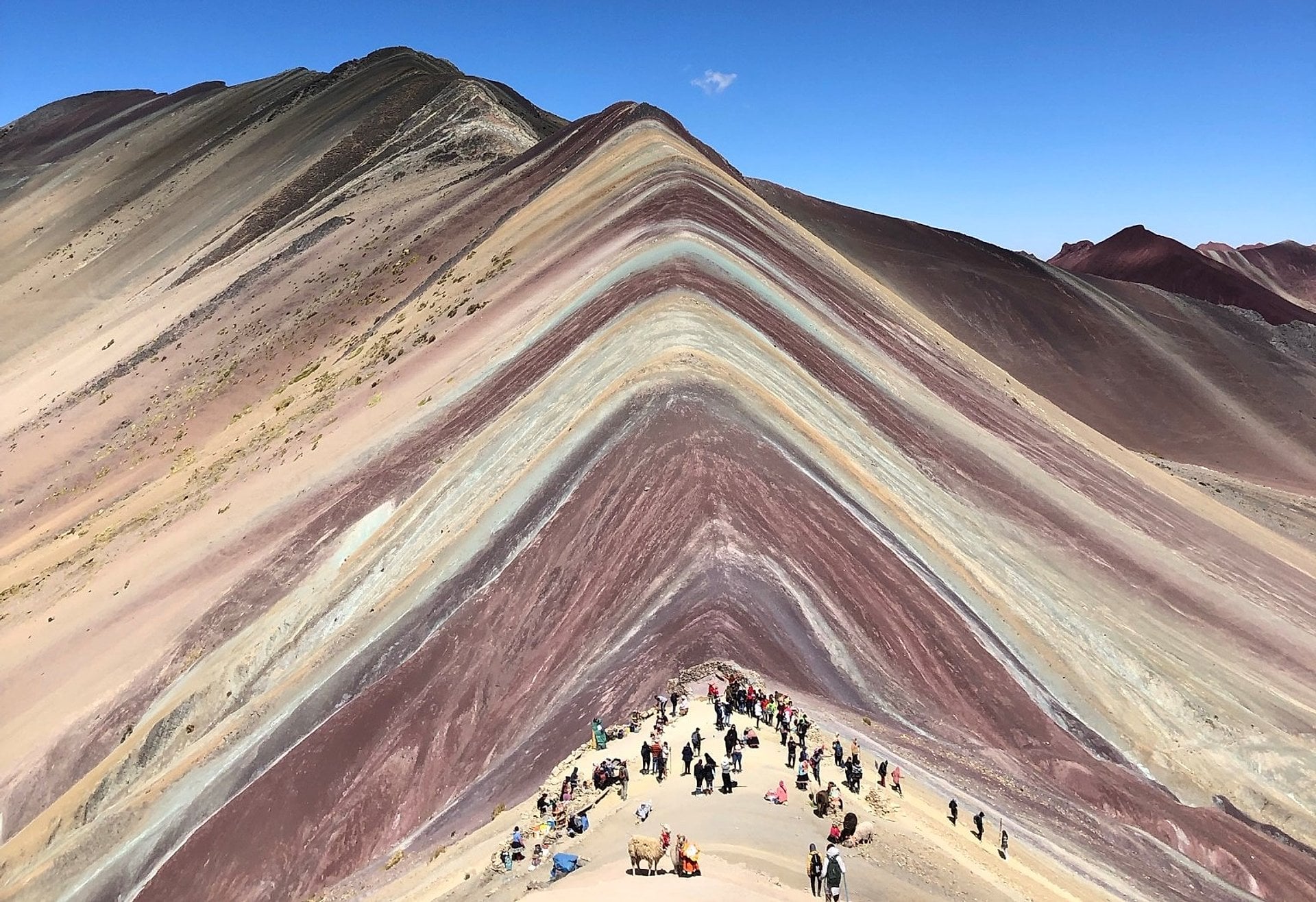 Montaña Arcoíris de Vinicunca desde Cusco - Imagen 3
