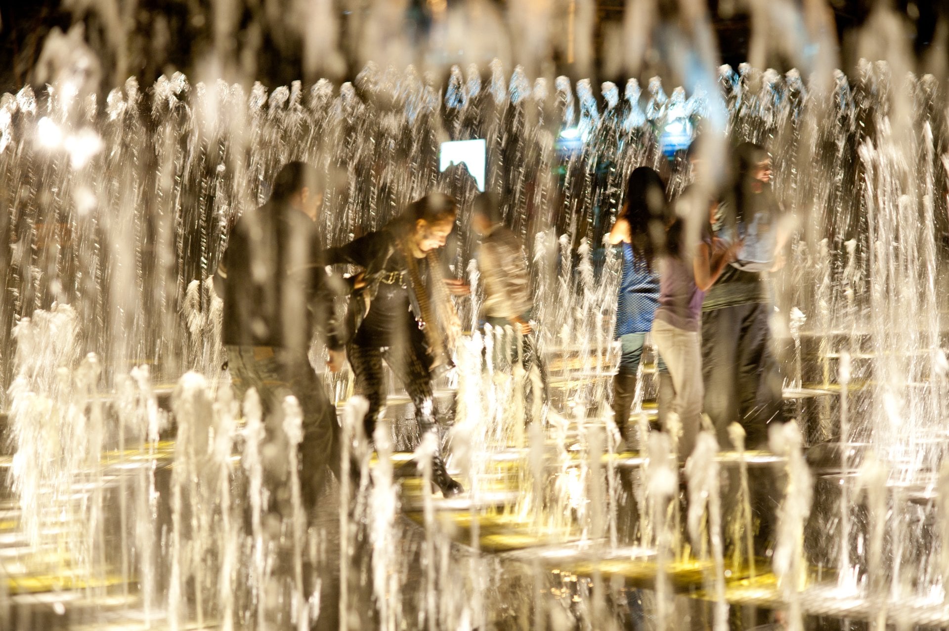 Circuito Mágico del Agua con Cena - Imagen 2