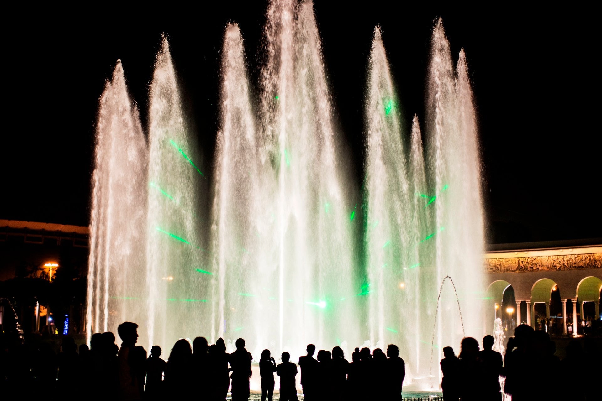 Circuito Mágico del Agua con Cena - Imagen 3