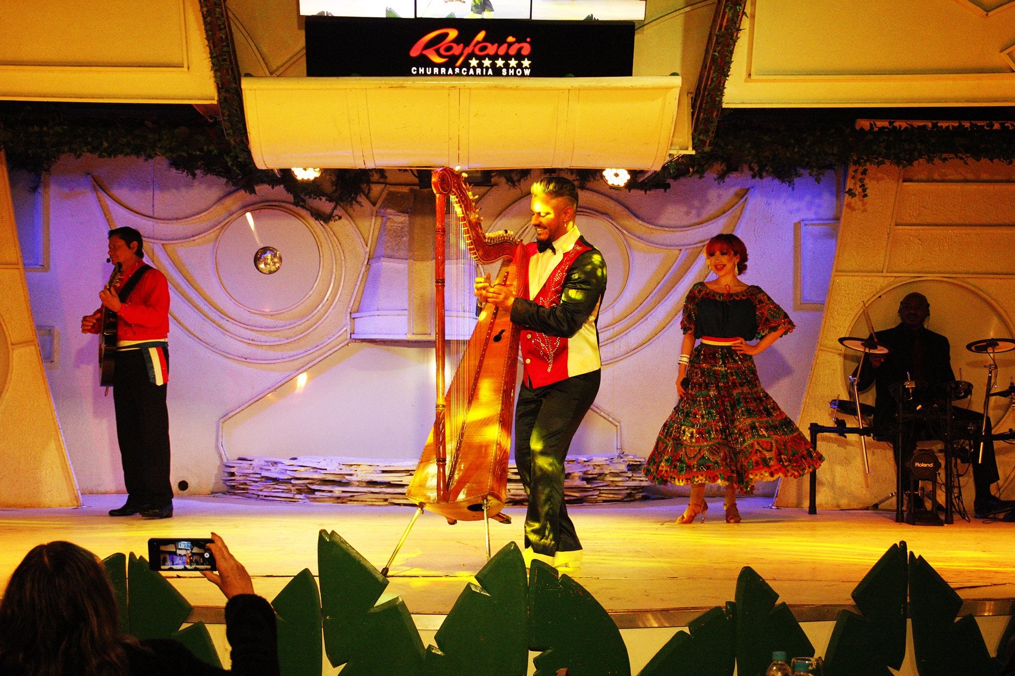 Cena con espectáculo en Rafain - Imagen 2