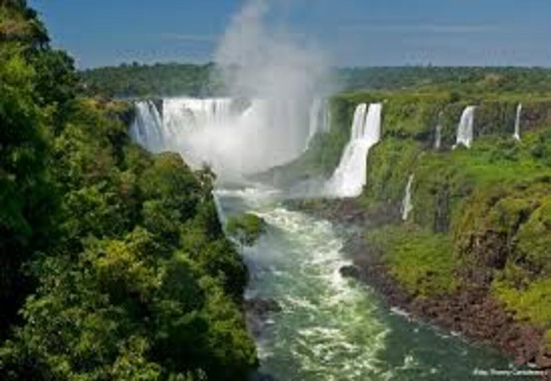Tour Cataratas Argentinas con entrada - Imagen 3