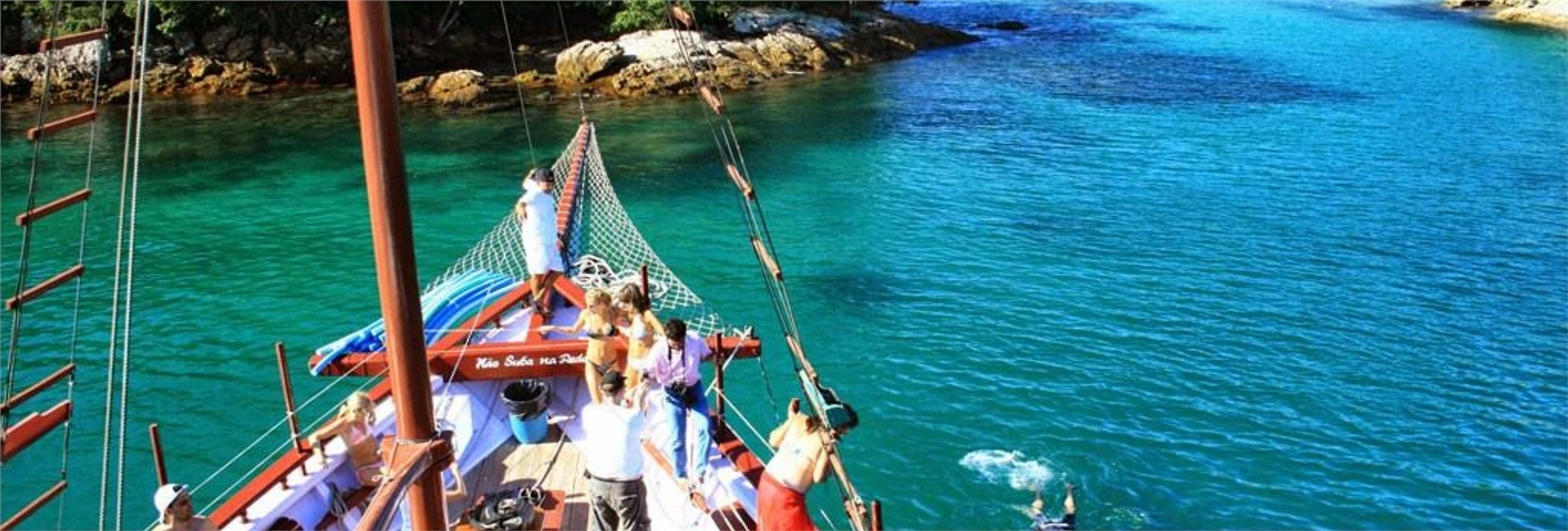 Barco por las islas de Ilha Grande - Imagen 4