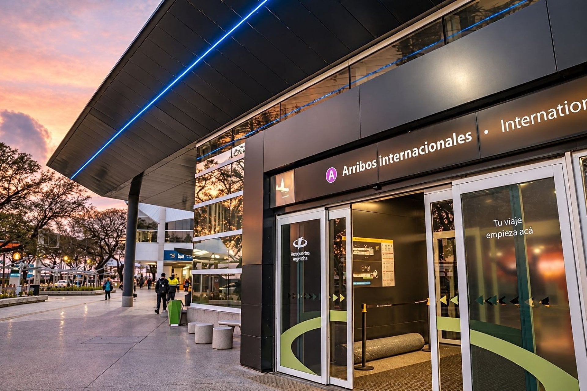 Transfer compartido de Ezeiza al centro - Imagen 2