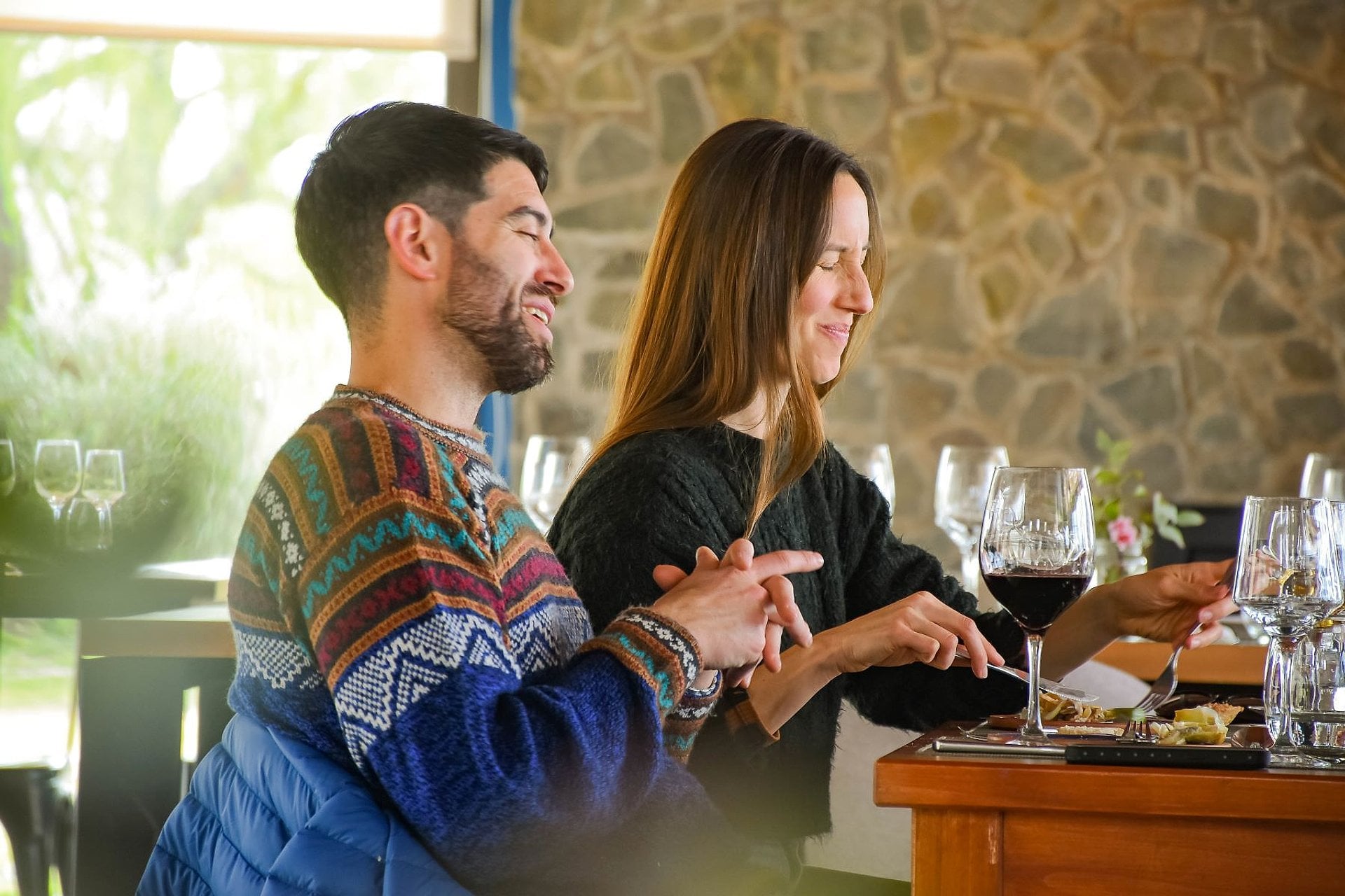 Diques y quebradas con almuerzo en bodega - Imagen 3