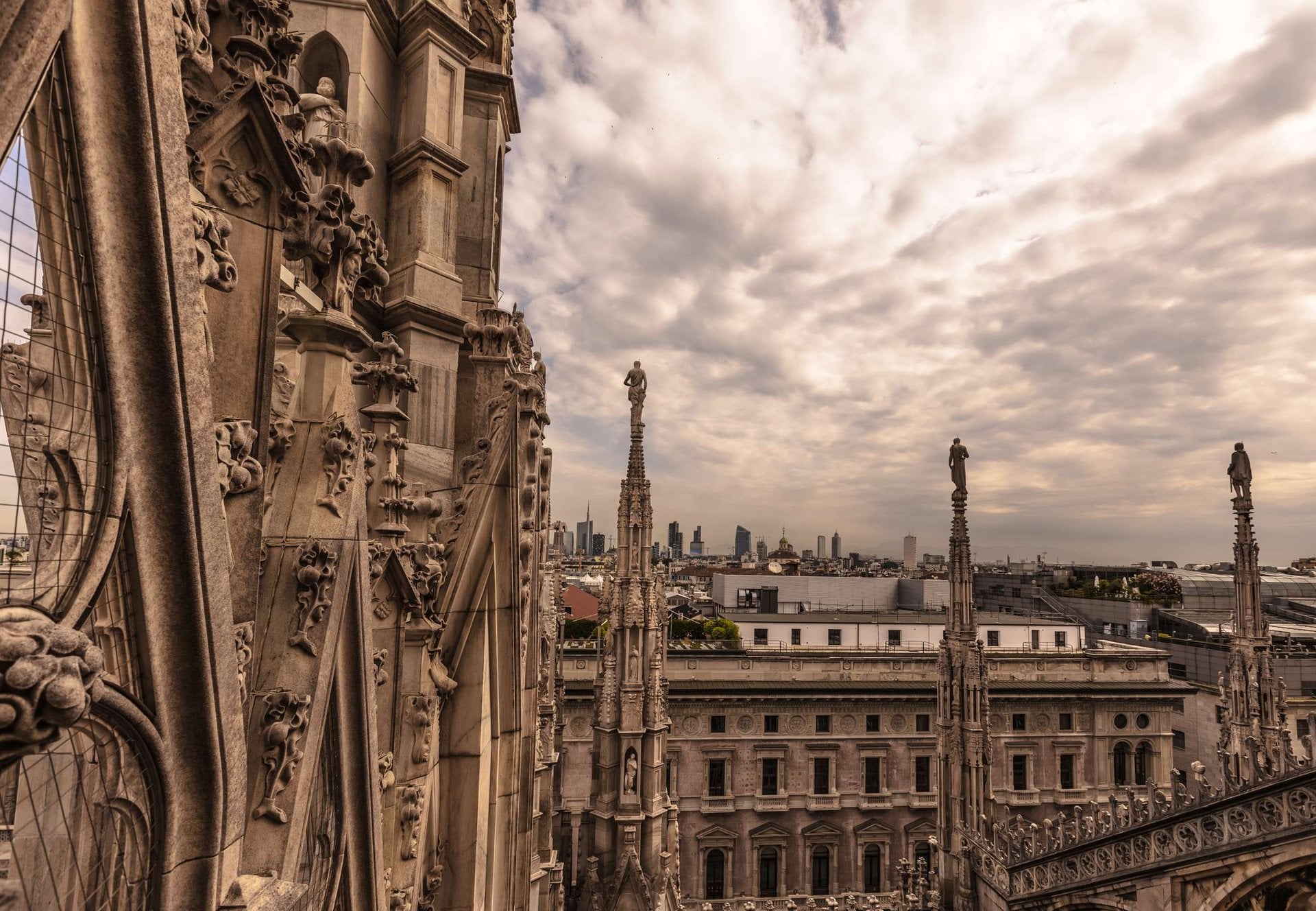 Azotea del Duomo de Milán sin filas - Imagen 4