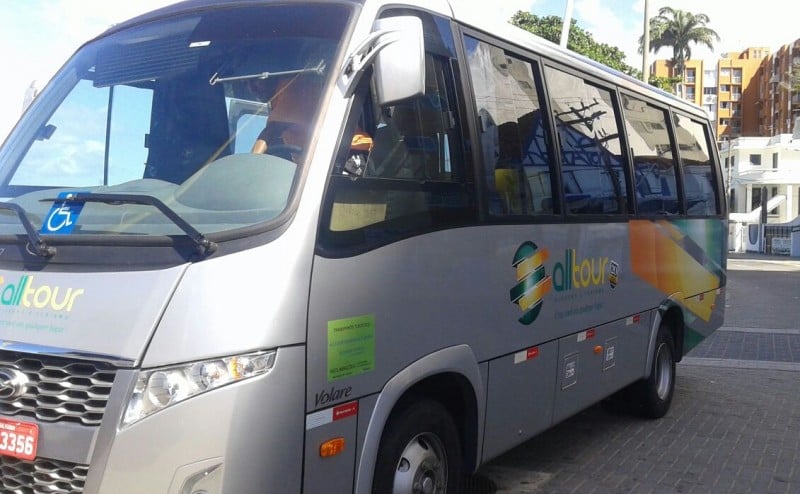 Traslado IN+OUT Aeropuerto SSA a Hoteles en Salvador - Imagen 2
