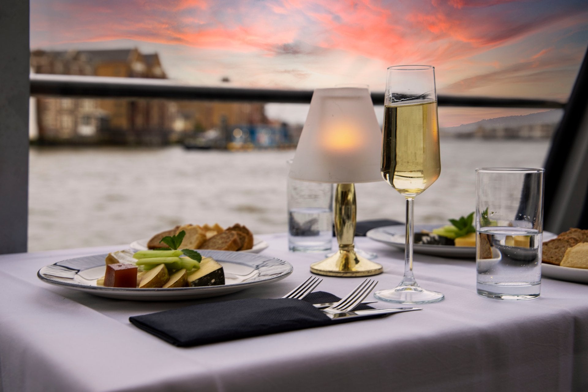 Crucero con cena por el Támesis - Imagen 4