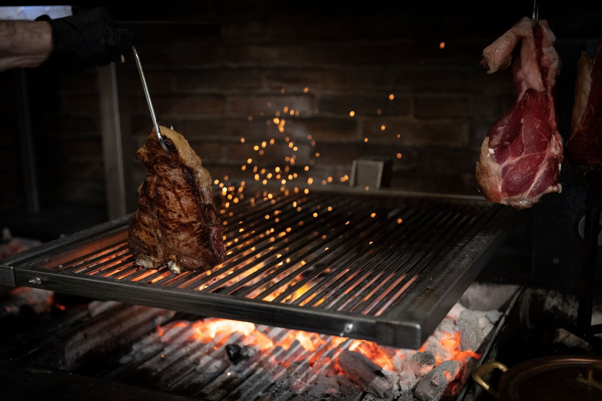 Show de parrilla y cena con 3 cortes - Imagen 2