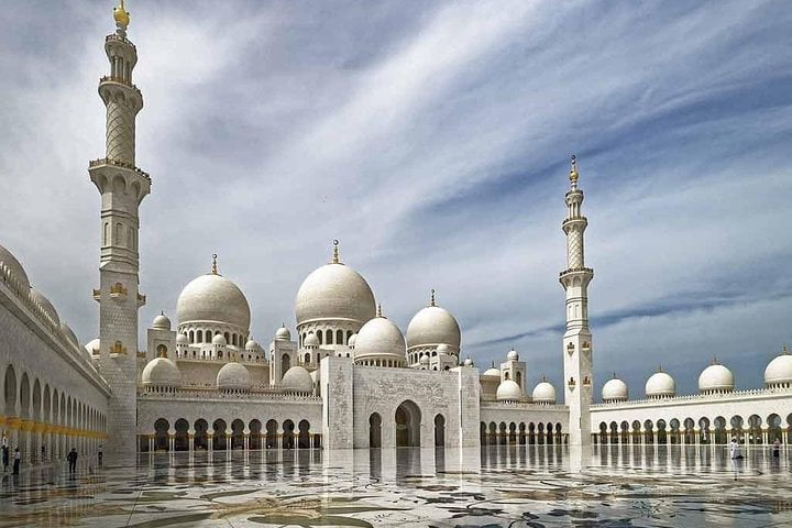 City tour por Abu Dabi con Mezquita y Louvre - Imagen 4