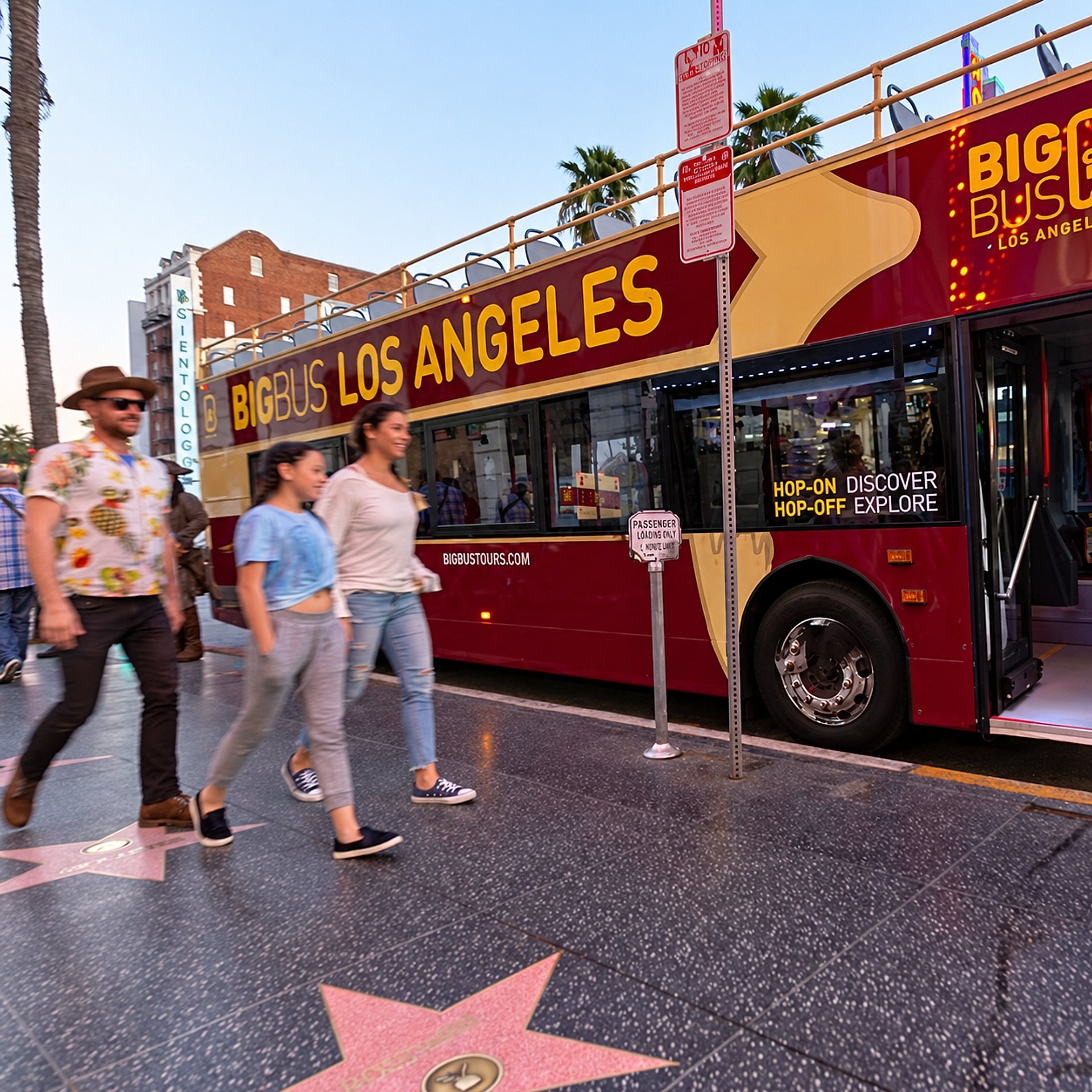 Bus turístico 48 h y casas de los famosos - Imagen 2