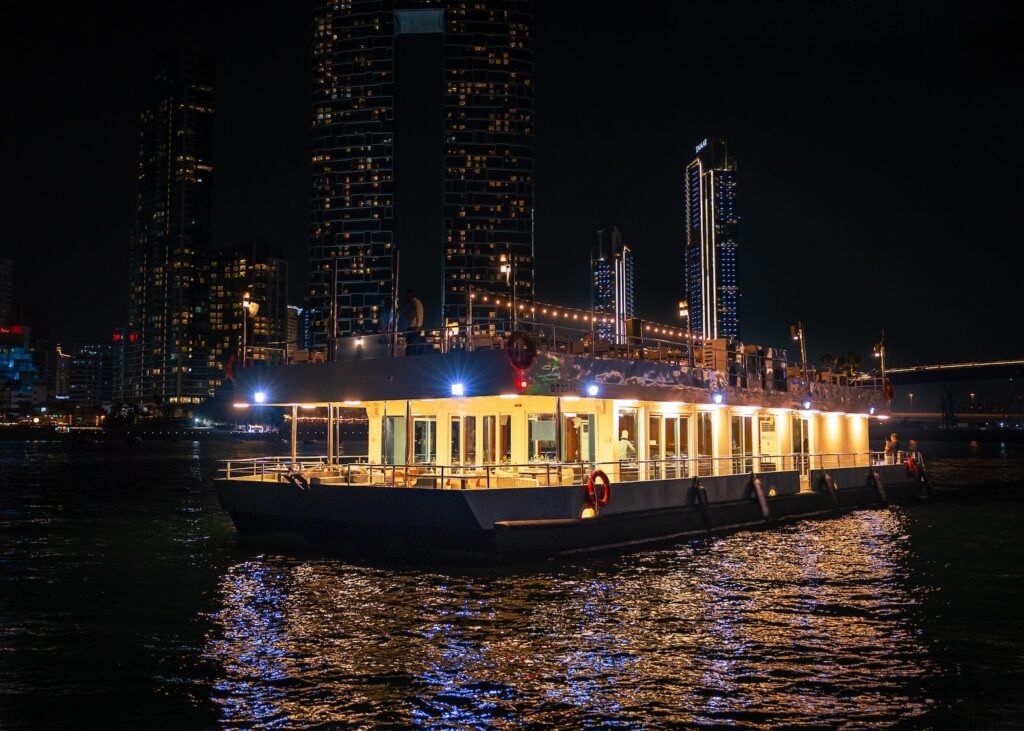 Crucero con cena Dubai Sea Lounge - Imagen 2