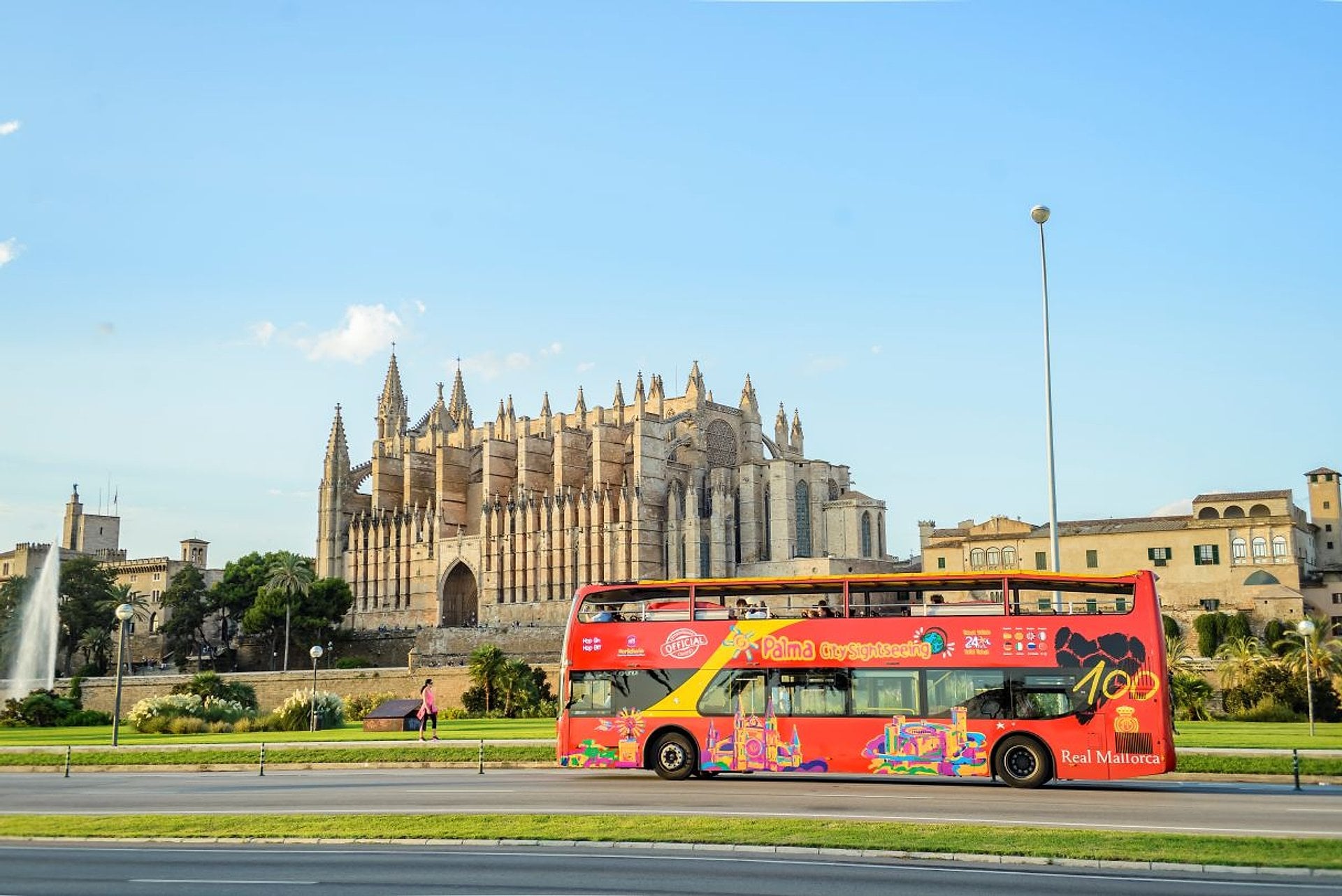 Bus Hop-On Hop-Off Palma de Mallorca - Imagen 2