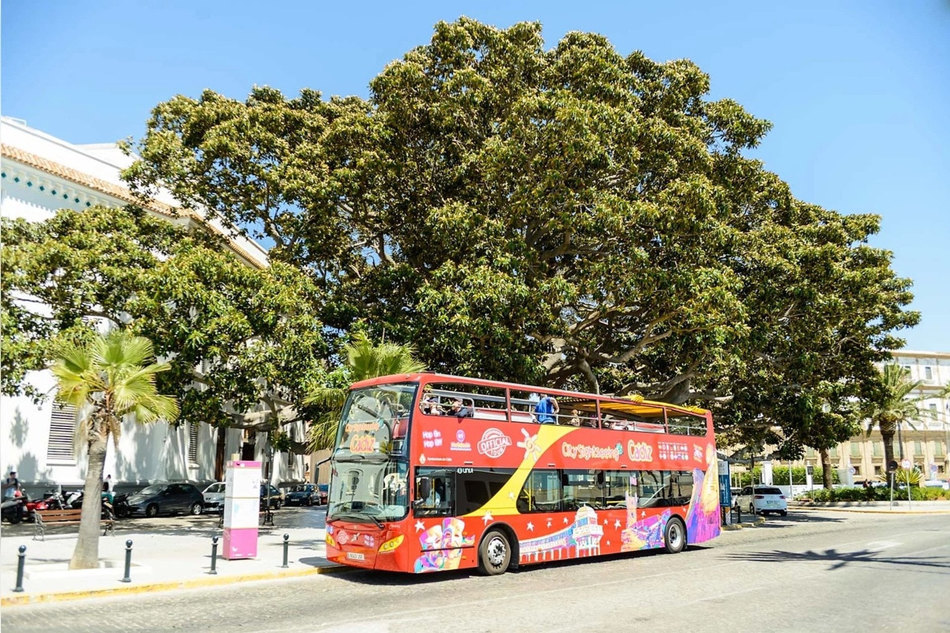 Bus Hop-on Hop-off Cádiz 2 días + tour a pie - Imagen 3
