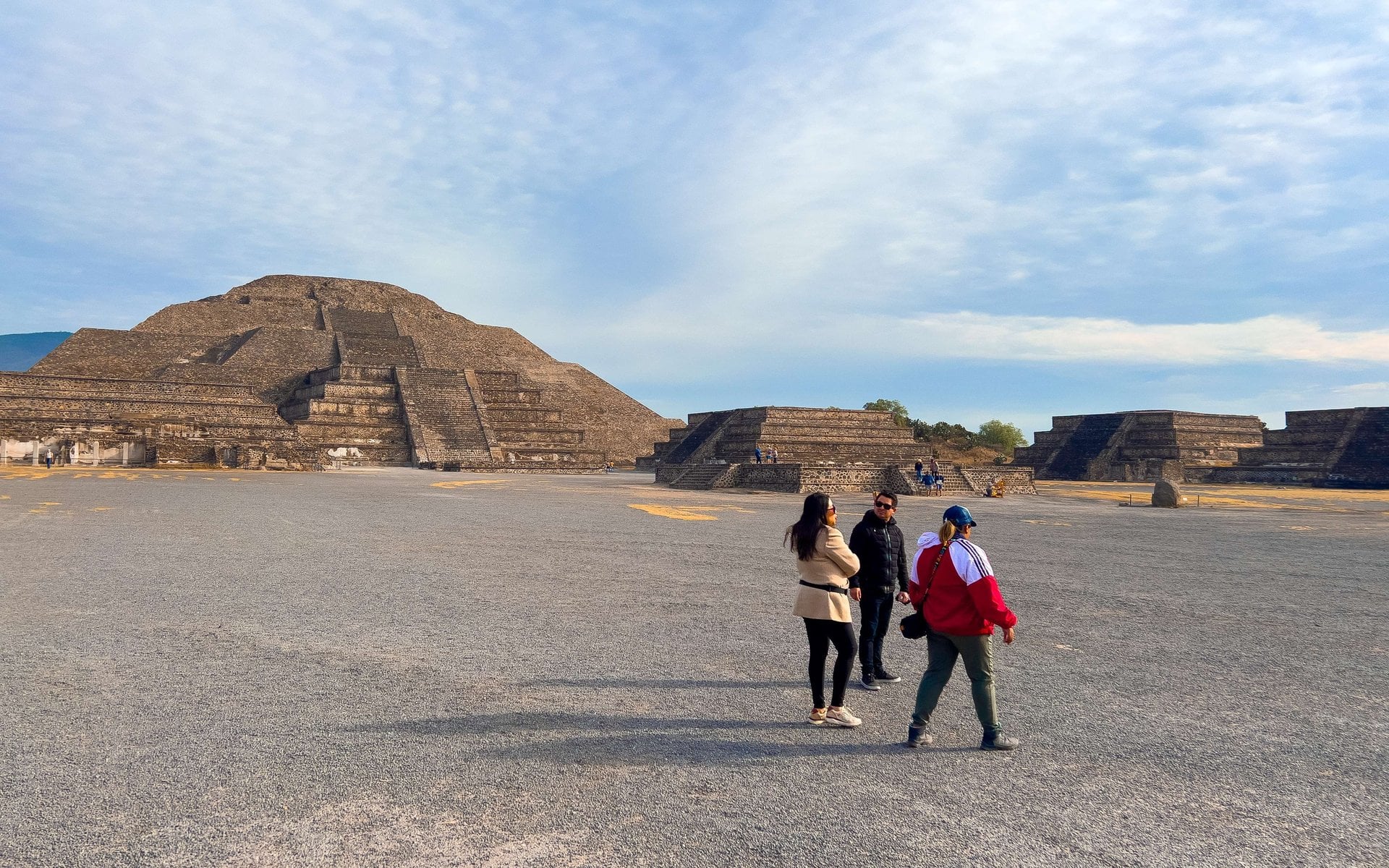 Teotihuacán a pie con guía local - Imagen 3