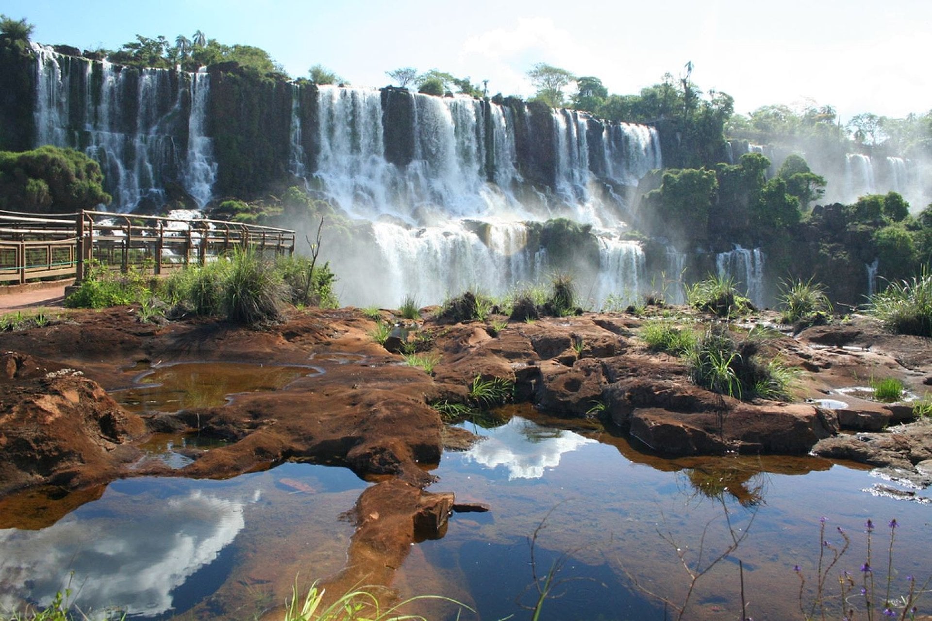 Cataratas del Iguazú desde Foz de Iguaçu - Imagen 3
