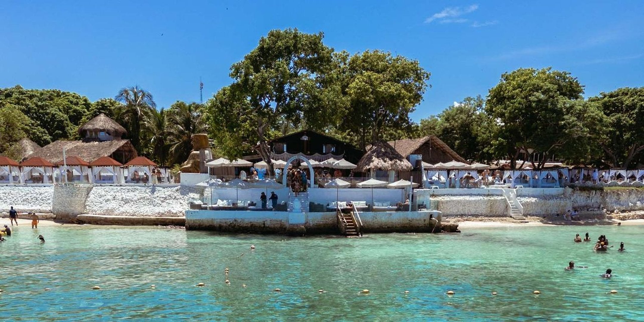 Pasadía Bora Bora Área Club - Imagen 4