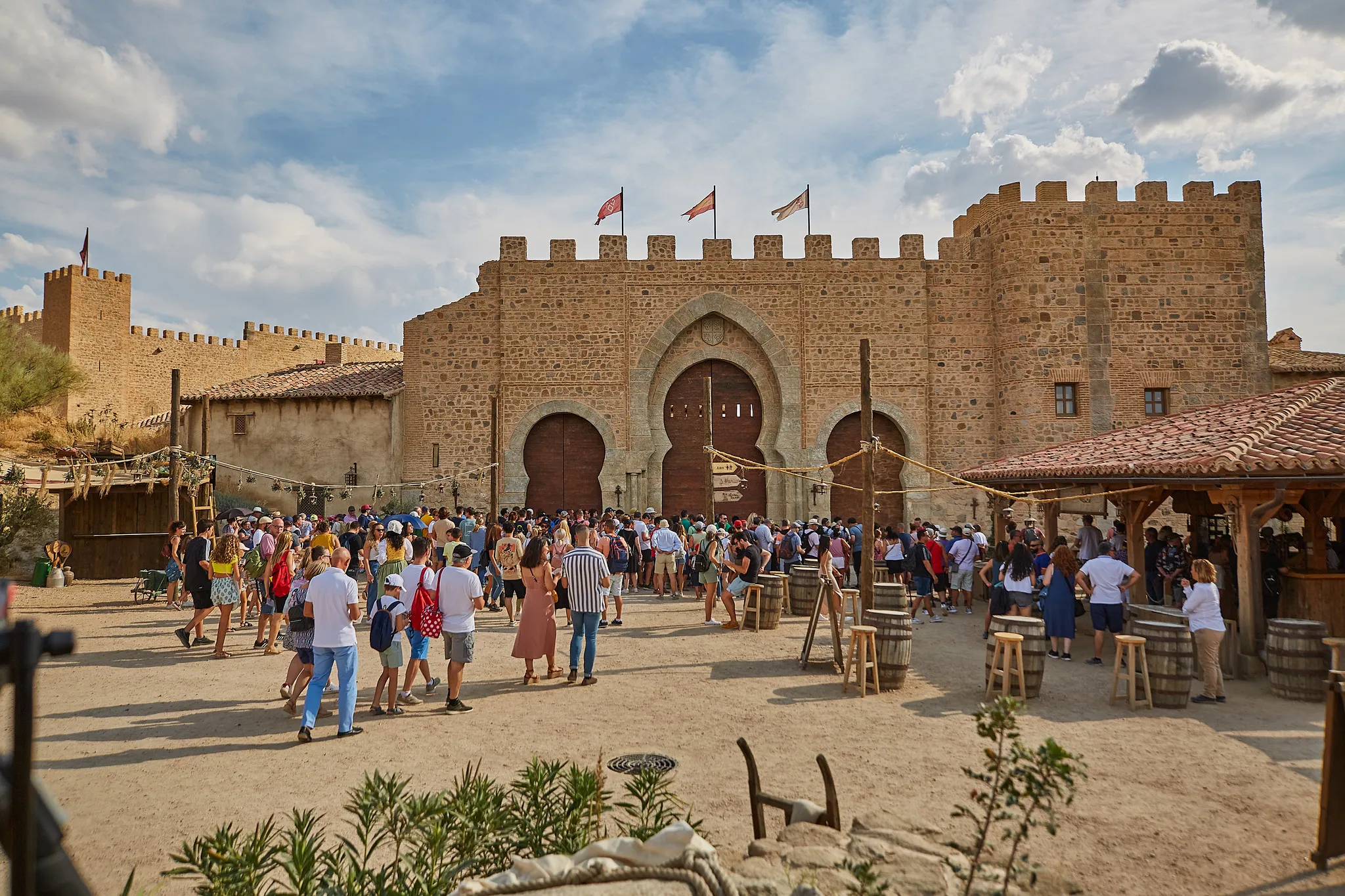 Puy du Fou con traslado y entrada - Imagen 2