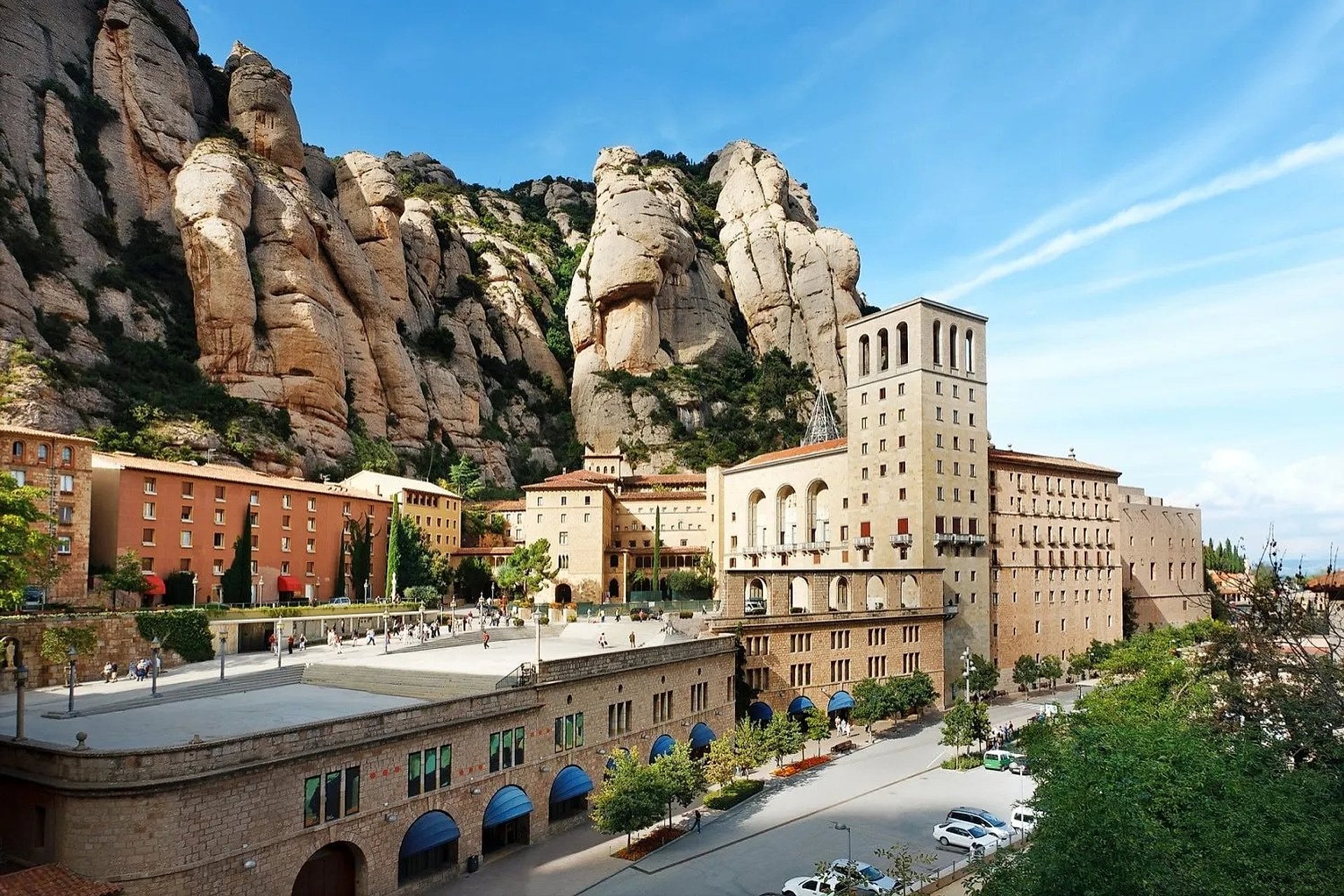 Mañana en Montserrat con la Virgen Negra - Imagen 4