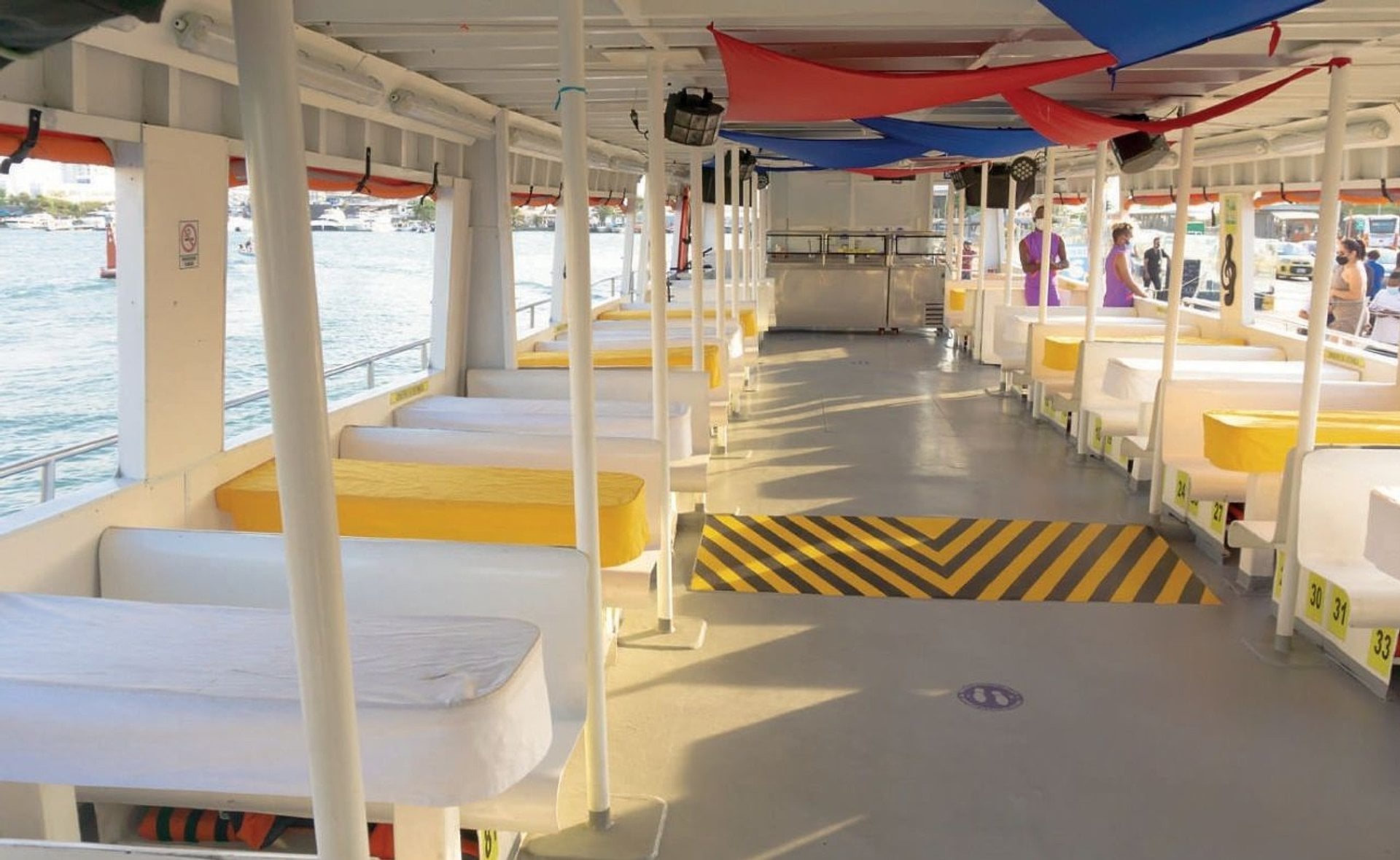 Noche blanca en Barco Bequia - Imagen 2