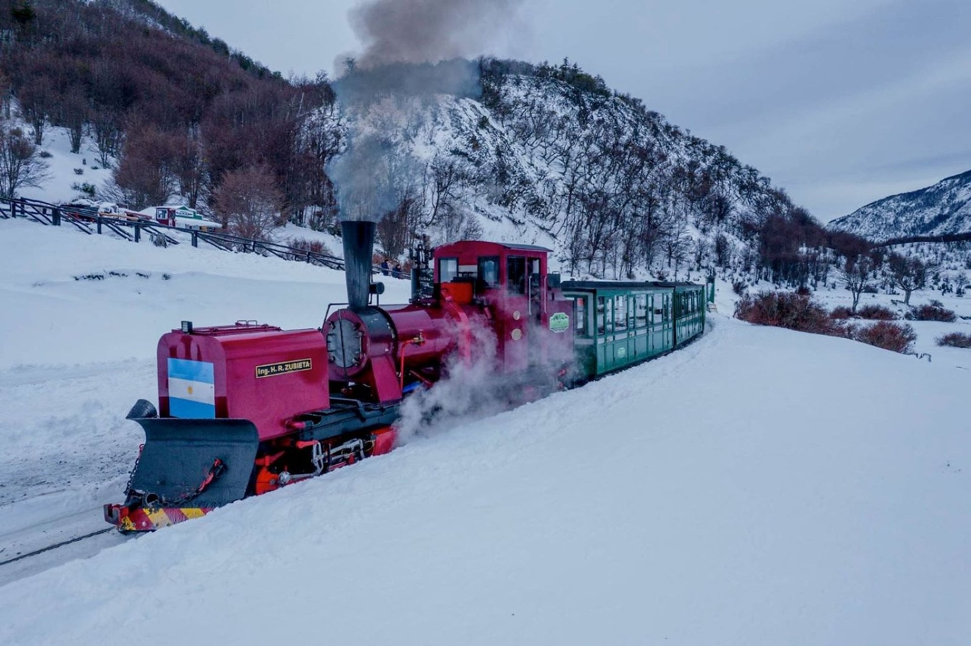 Tierra del Fuego y Tren del Fin del Mundo - Imagen 2