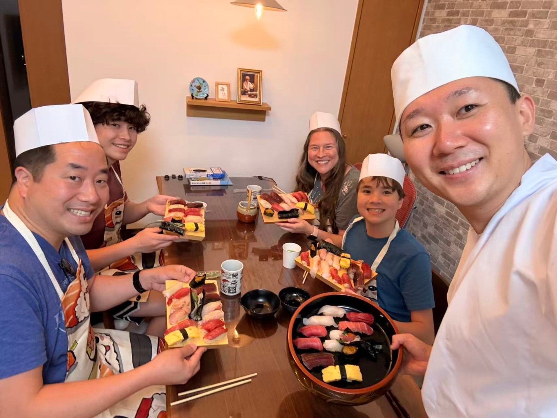 Sushi con un maestro en grupo reducido - Imagen 2