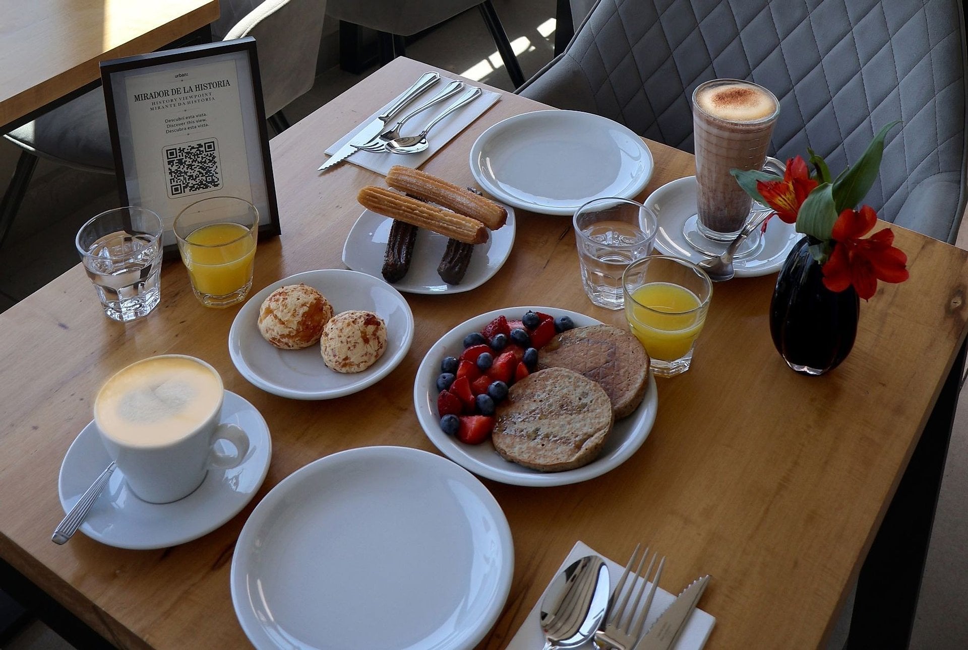 Urban Suites Recoleta: desayuno con vista - Imagen 4