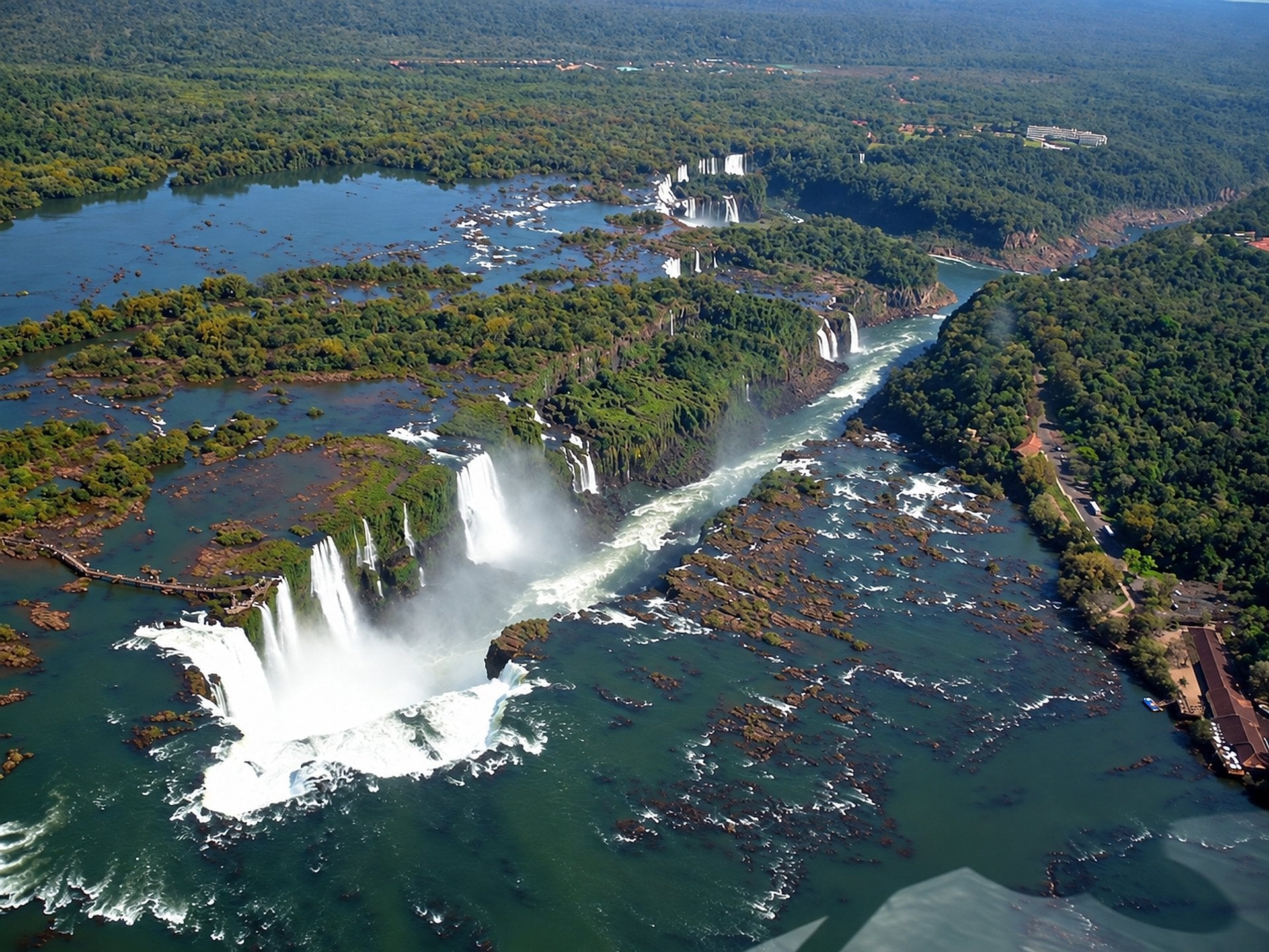 Cataratas de Iguazú + Paseo en Helicóptero - Imagen 4